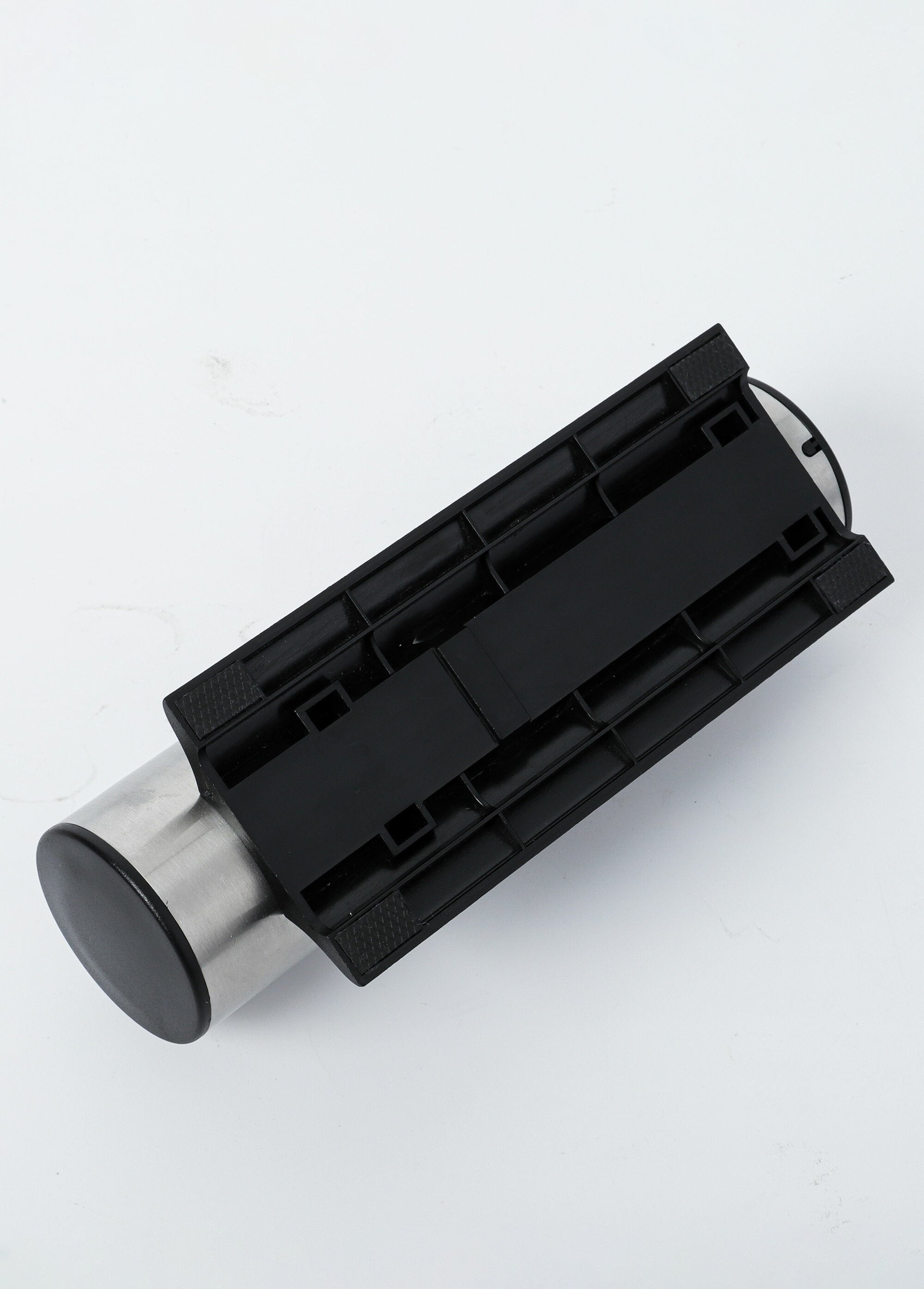 Sharpener_3_black_sharpening_systems_Black_UN1_slim