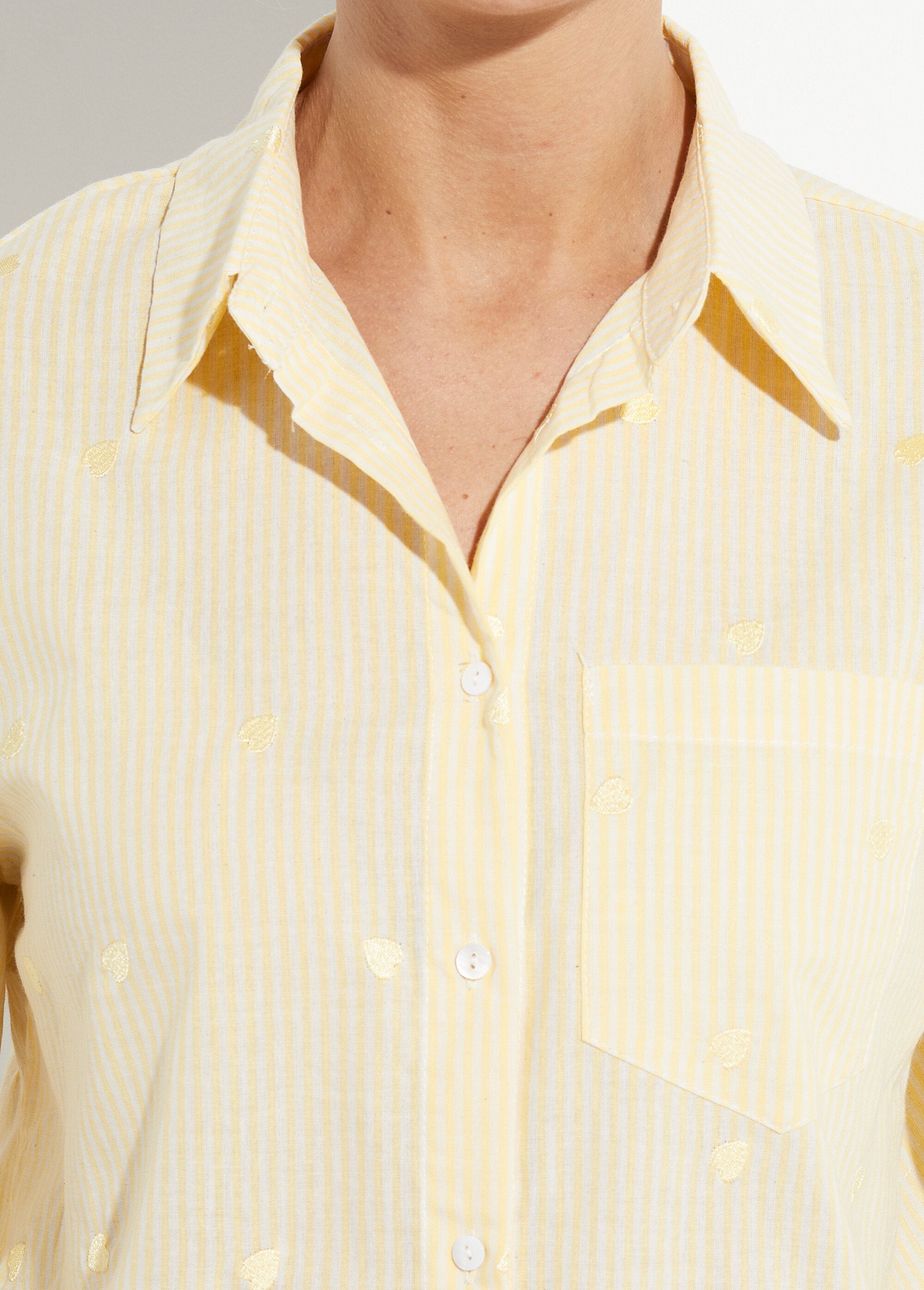 Striped_blouse_with_heart_embroidery_YELLOW_DE1_slim
