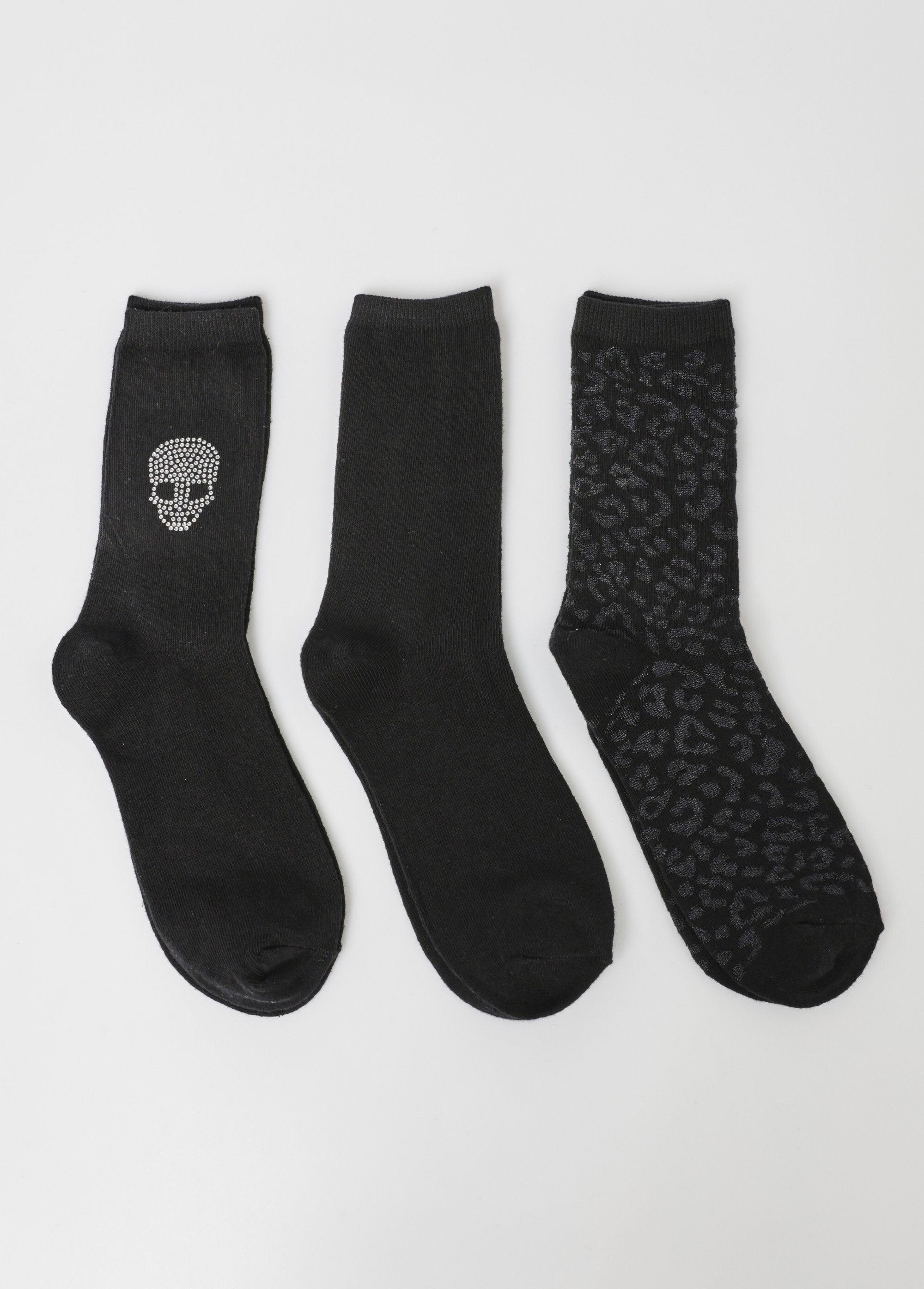 Set_of_3_socks_with_rhinestone_patterns_Black_and_leopard_DE1_slim
