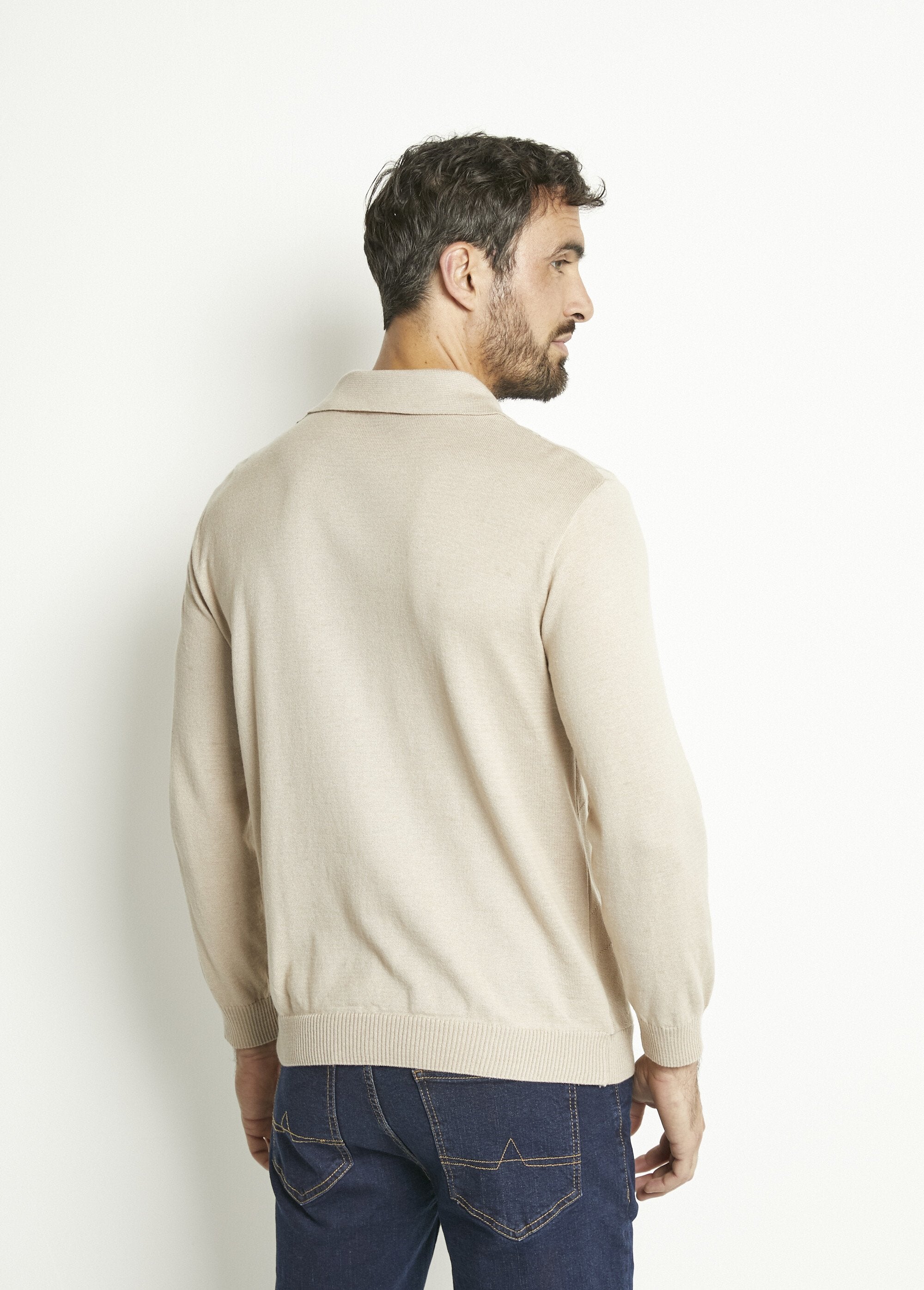 Long-sleeved_cotton_jacquard_zipped_polo_collar_sweater_Beige_DO1_slim