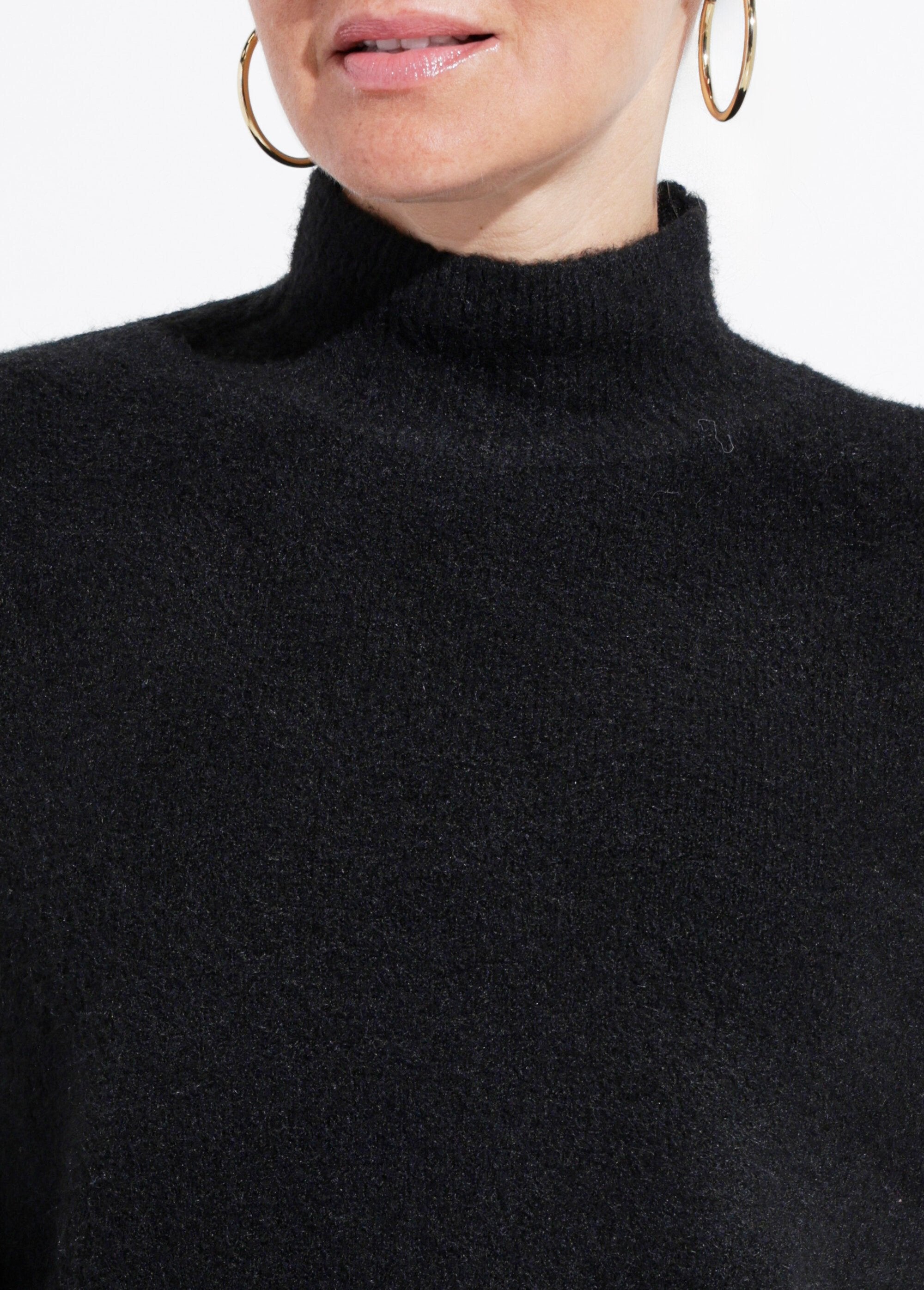 High-neck_sweater_in_fluffy_knit_Black_DE1_slim
