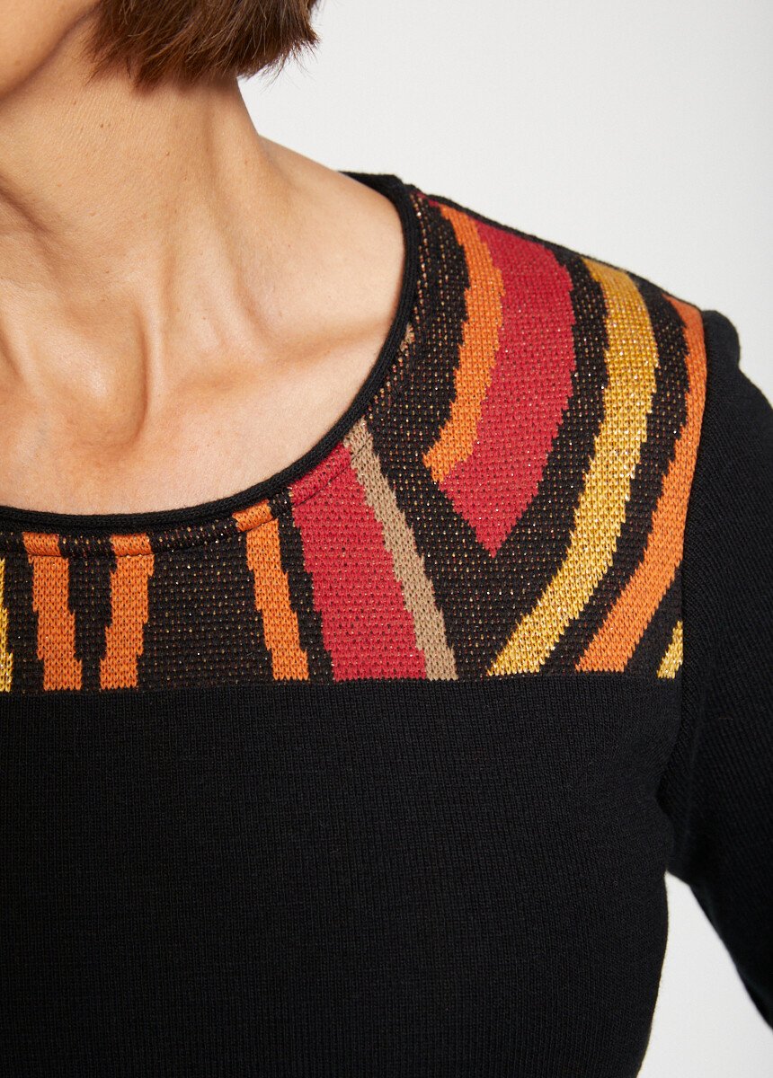 Fancy_jacquard_sweater_dress_Black_background_DE1_slim