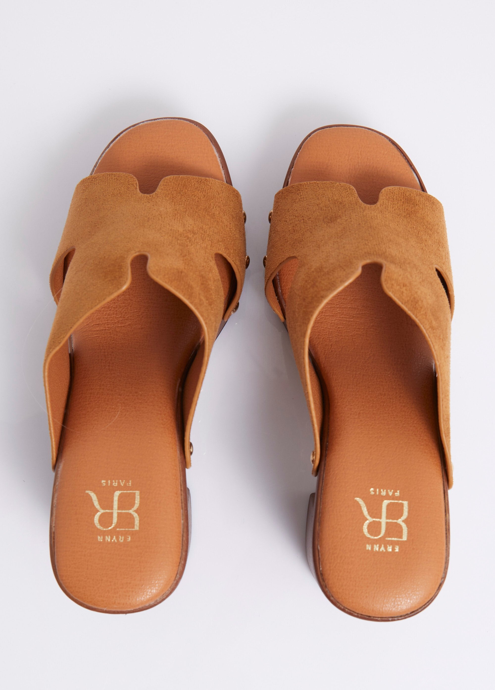 Heeled_clogs_with_studded_suede_uppers_camel_OV1_slim