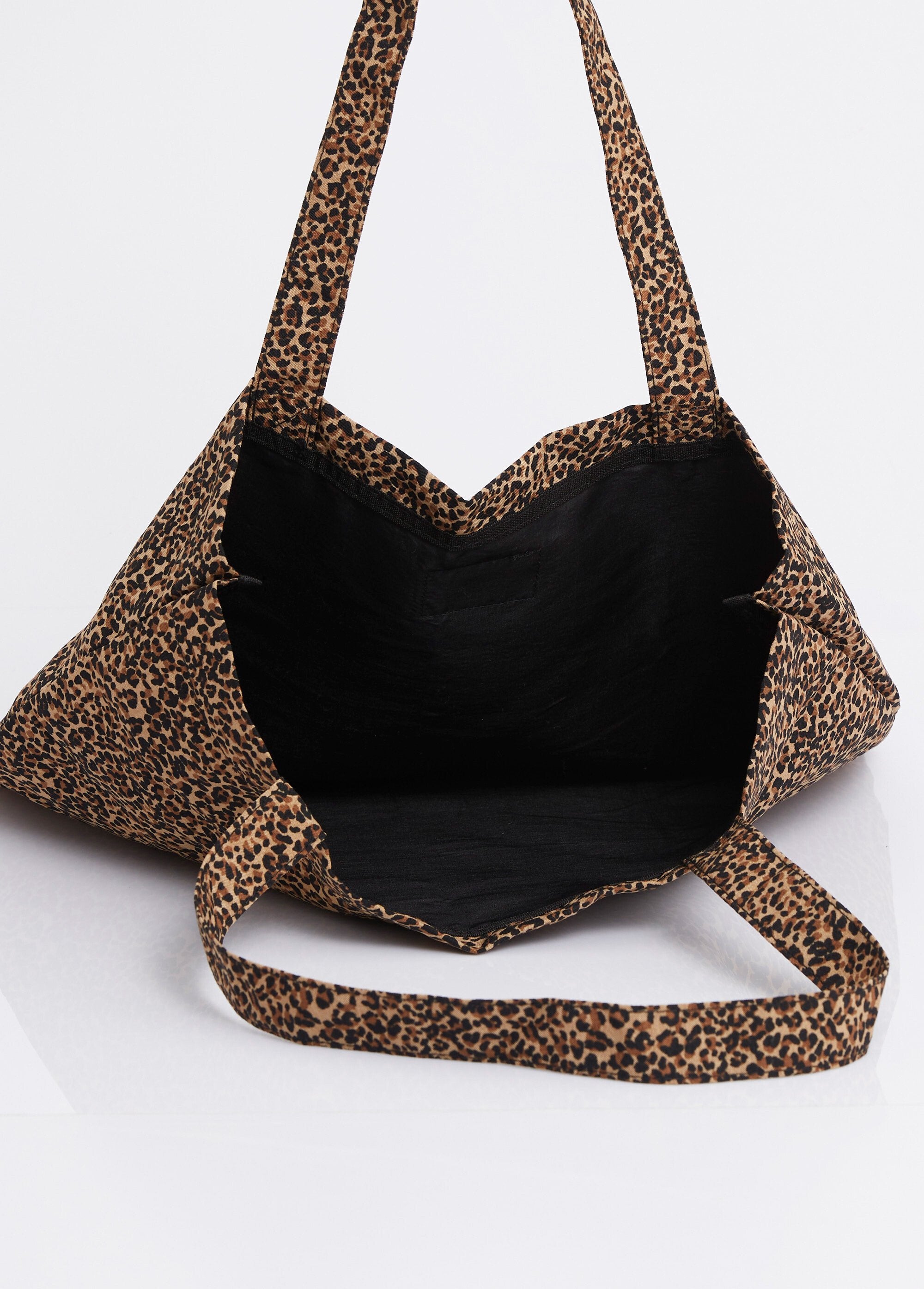 Leopard_print_square_tote_bag,_Chic_Bazaar_Beige_leoard_DE1_slim