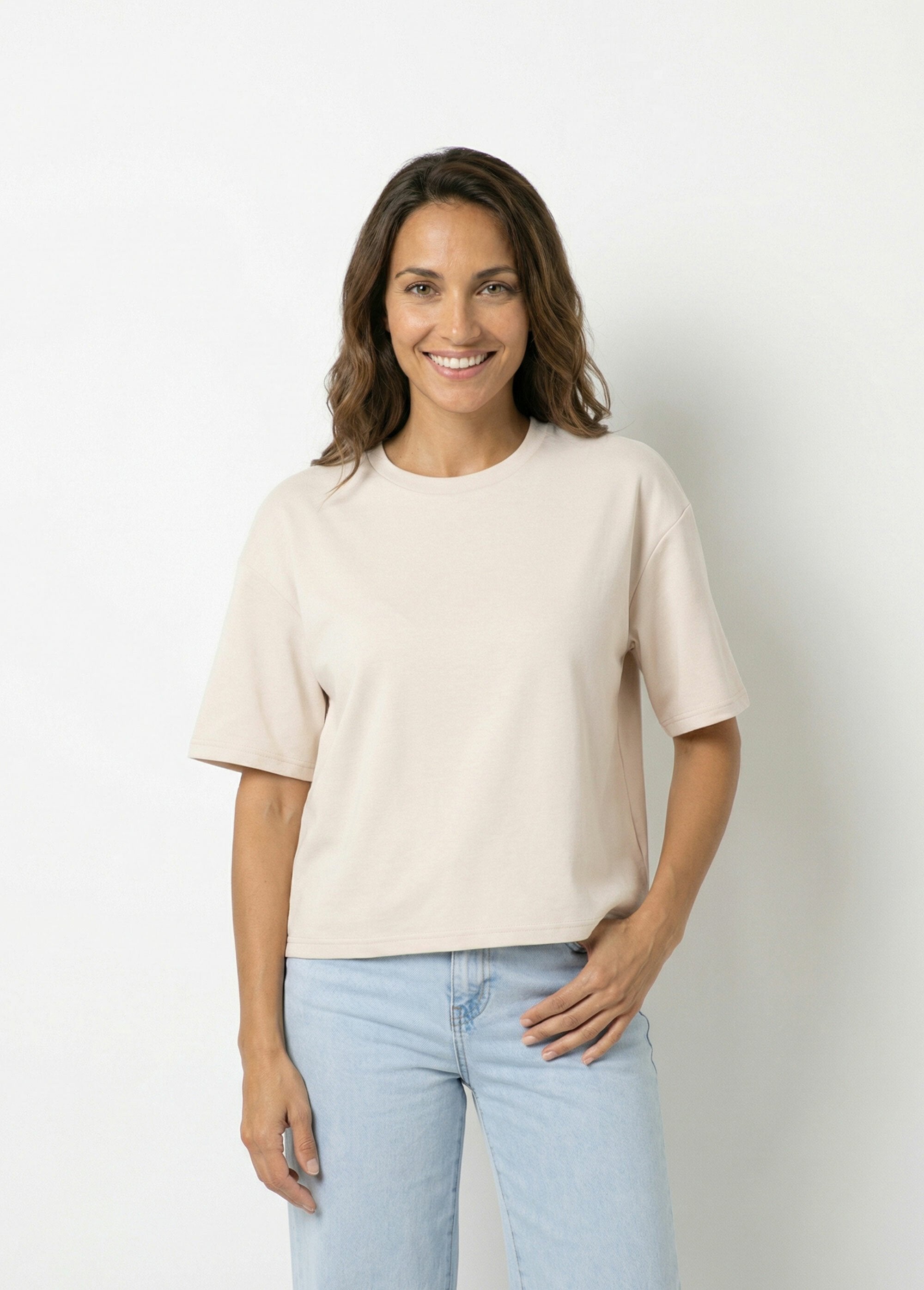 Loose_stretch_short-sleeved_T-shirt_Beige_FA1_slim