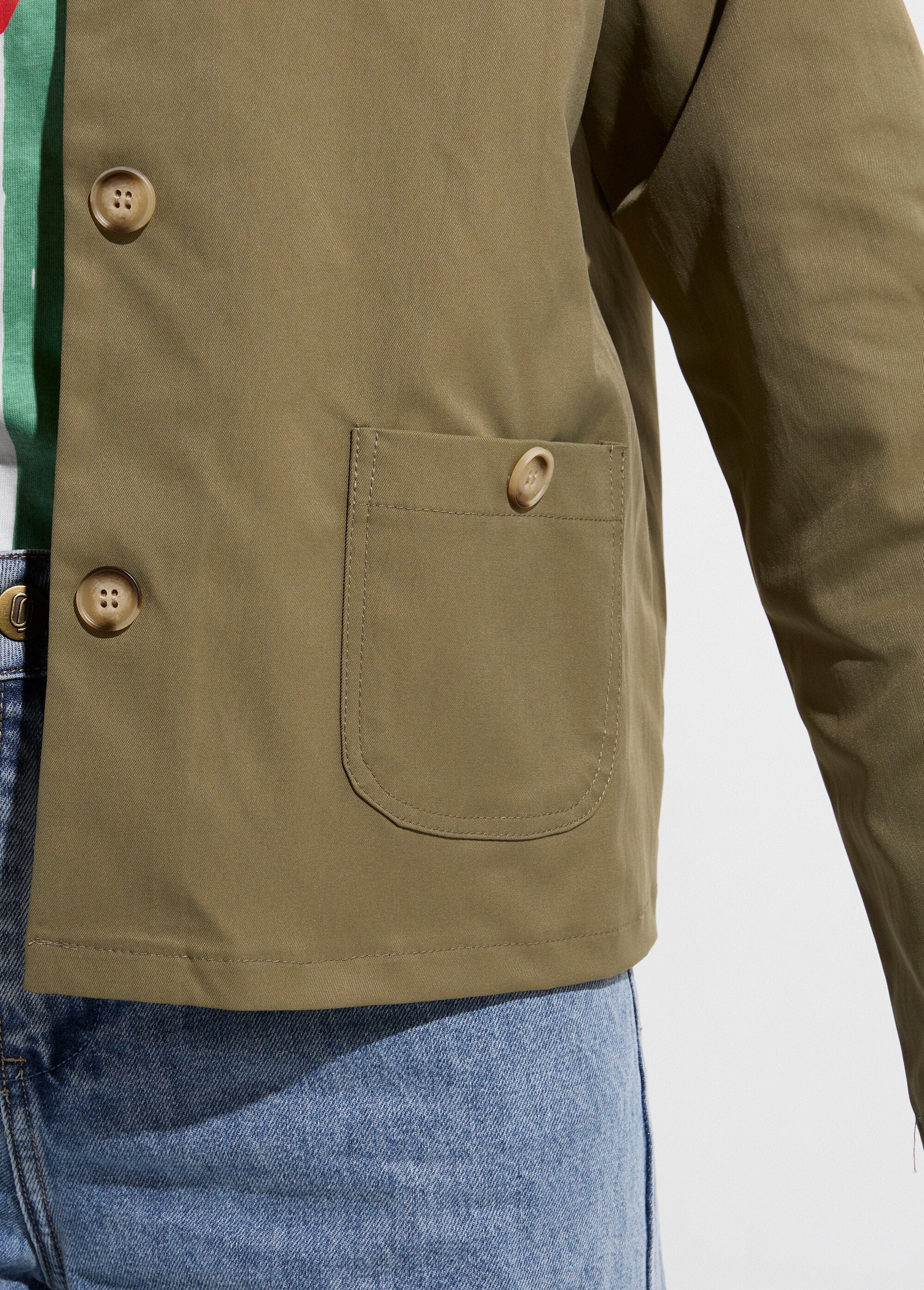 Cotton_boxy_jacket,_with_Peter_Pan_collar_Khaki_DE2_slim