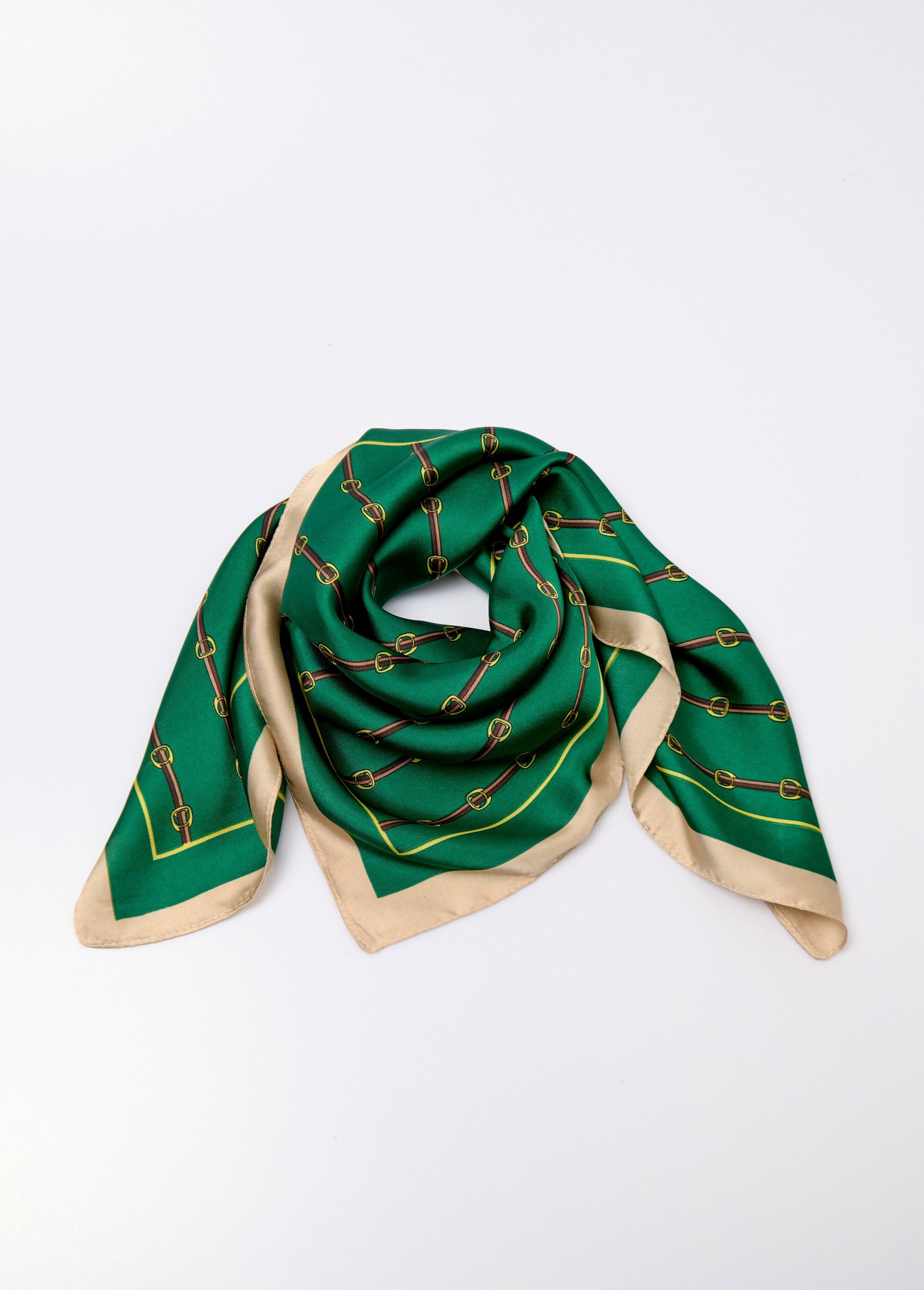 Foulard_carré_chic_satiné_motif_équestre_Vert_FA1_slim