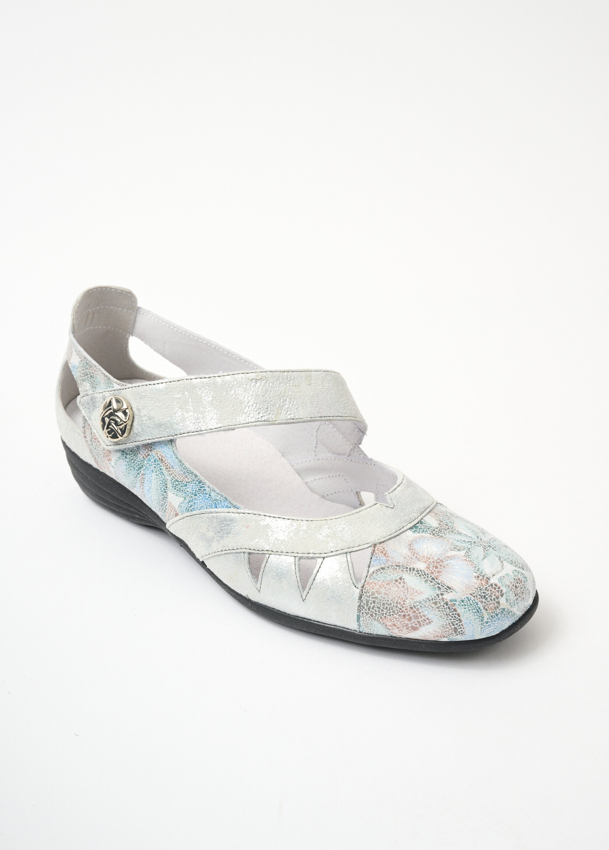 Wide_leather_ballerinas_with_Velcro_straps_Gray_FA1_slim