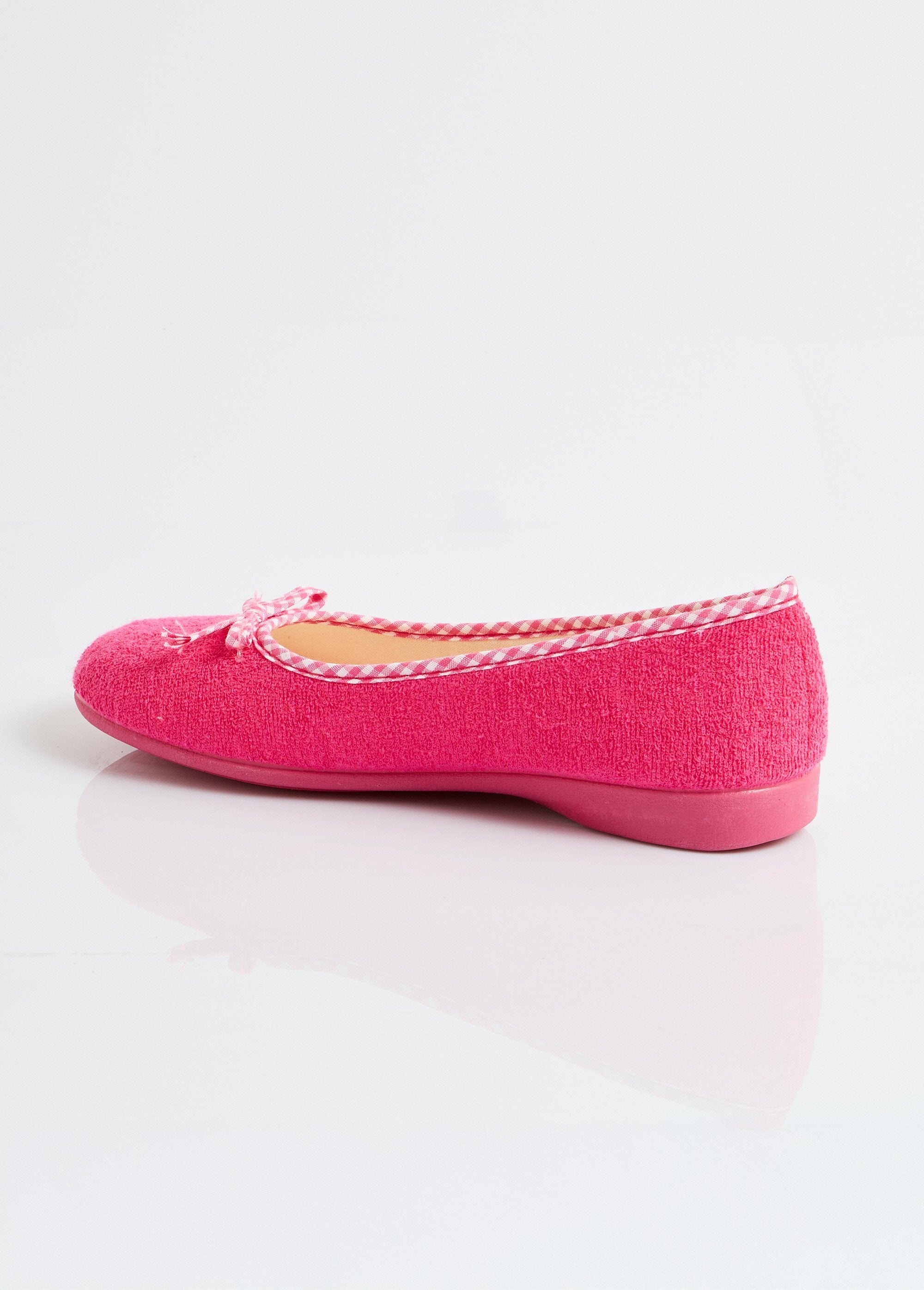 Comfort_width_ballerina_slippers_Fuchsia_DO1_slim