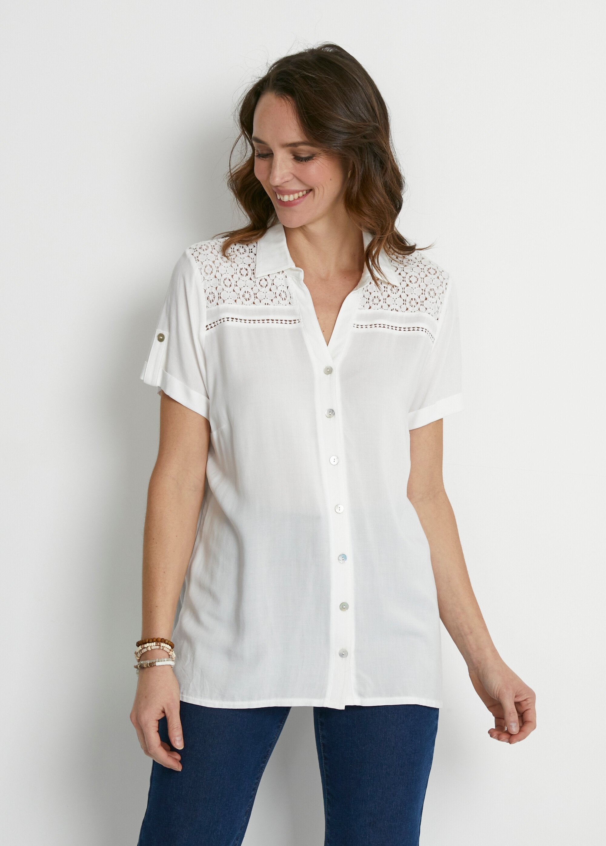 Lace_and_openwork_buttoned_blouse_Ecru_FA1_slim