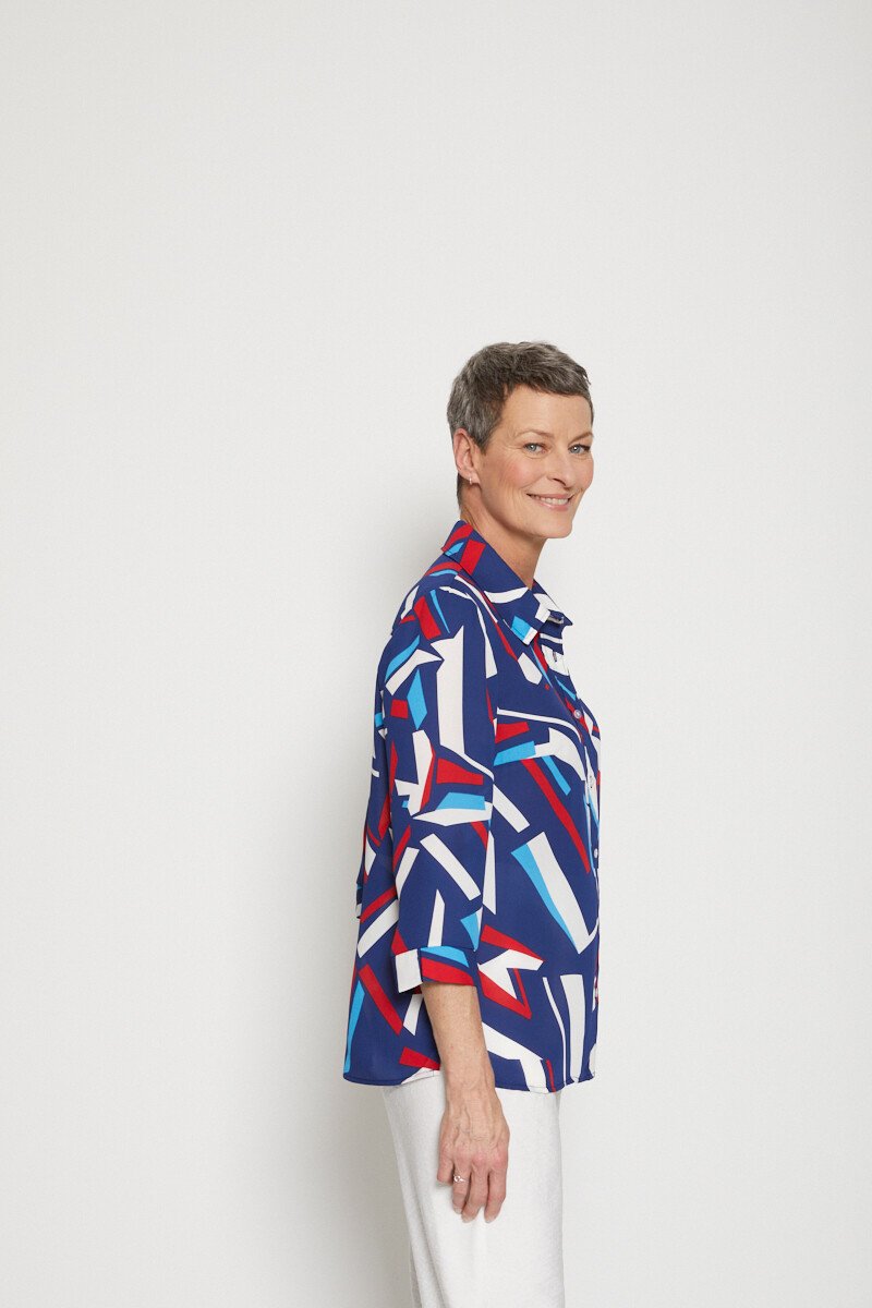 Straight_graphic_blouse_with_3/4_sleeves_Blue_and_red_DR1_slim