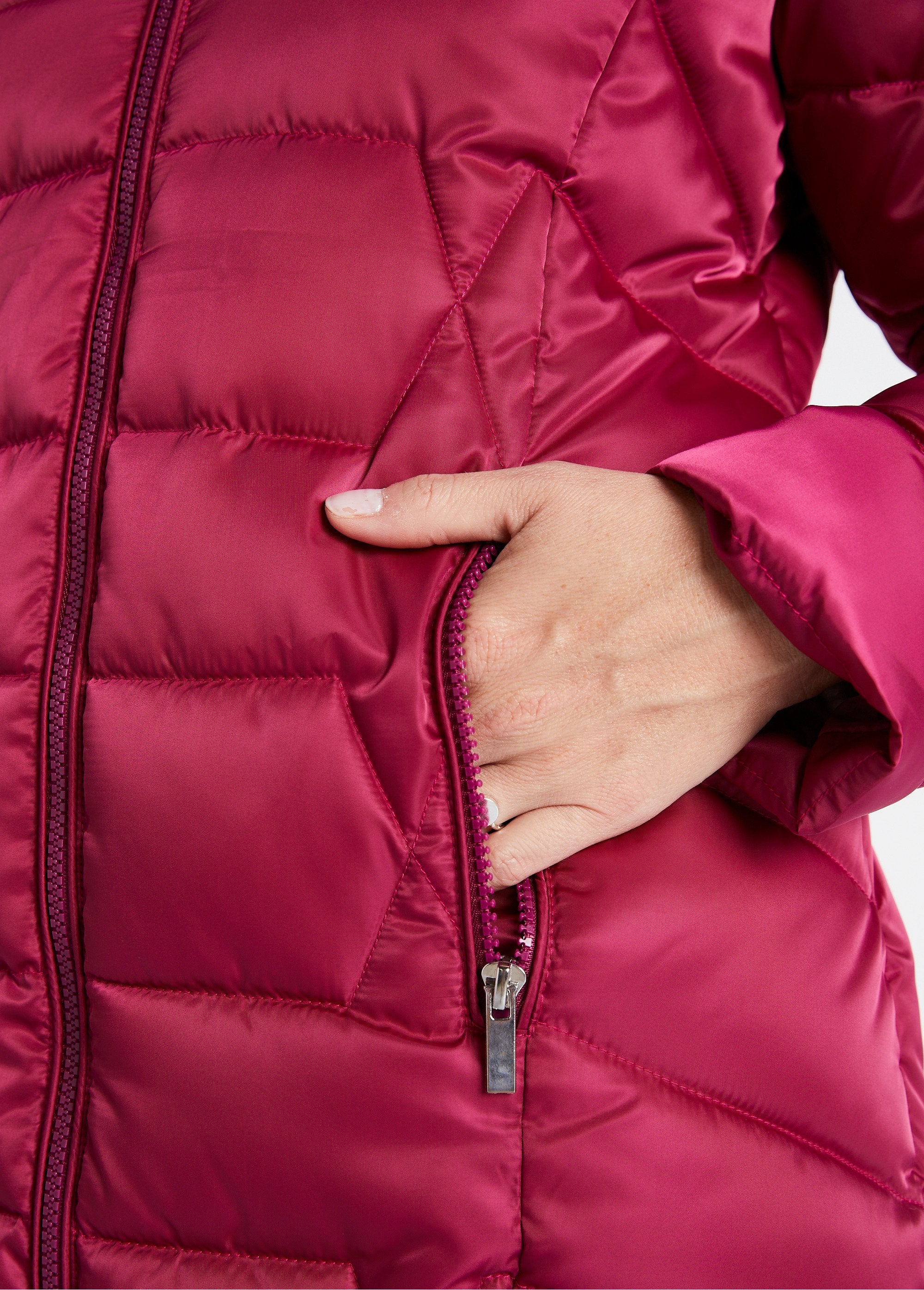 Long_quilted_hooded_down_jacket_Raspberry_DE2_slim