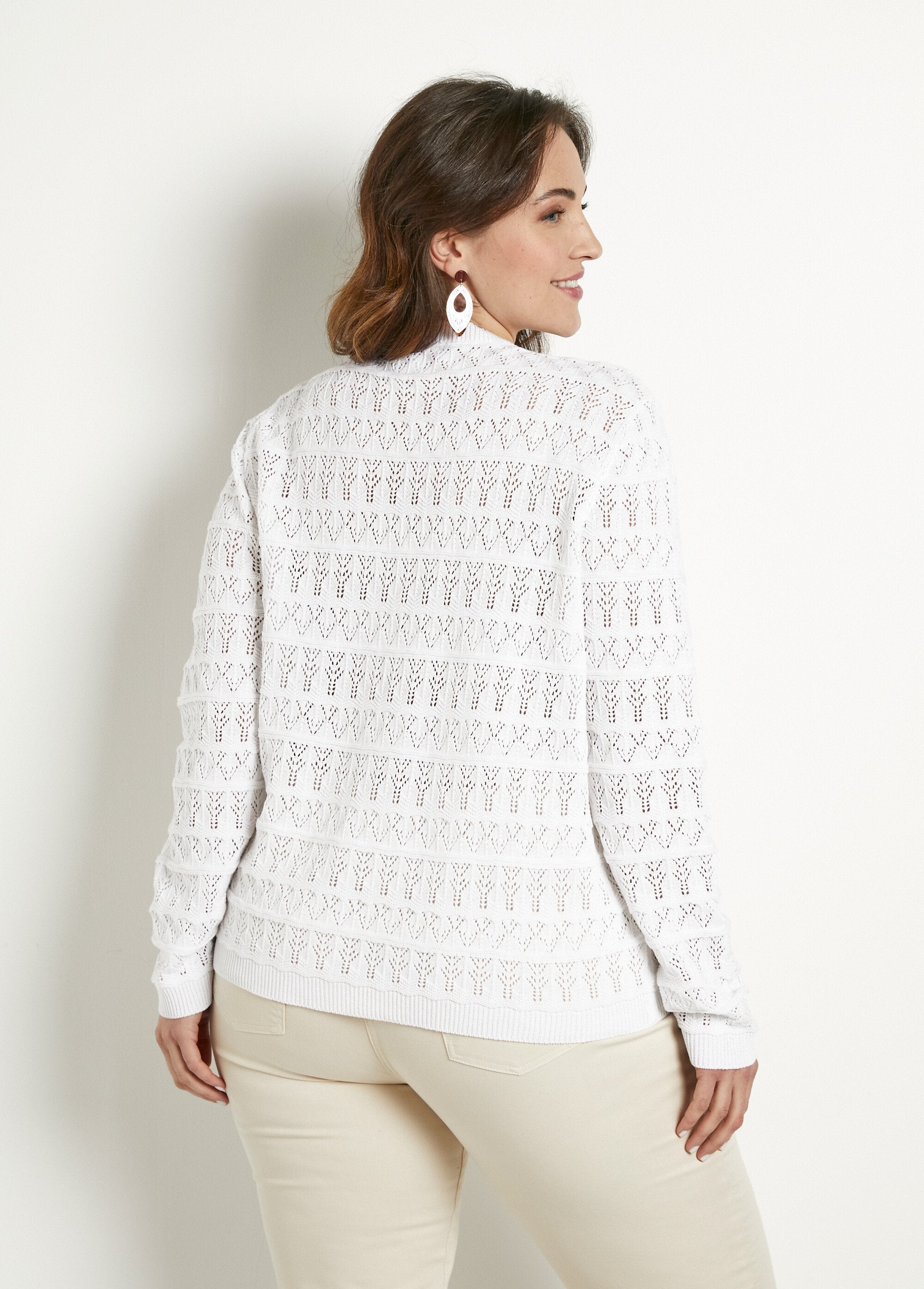 Openwork_V-neck_buttoned_cotton_blend_vest_White_DO1_curvy