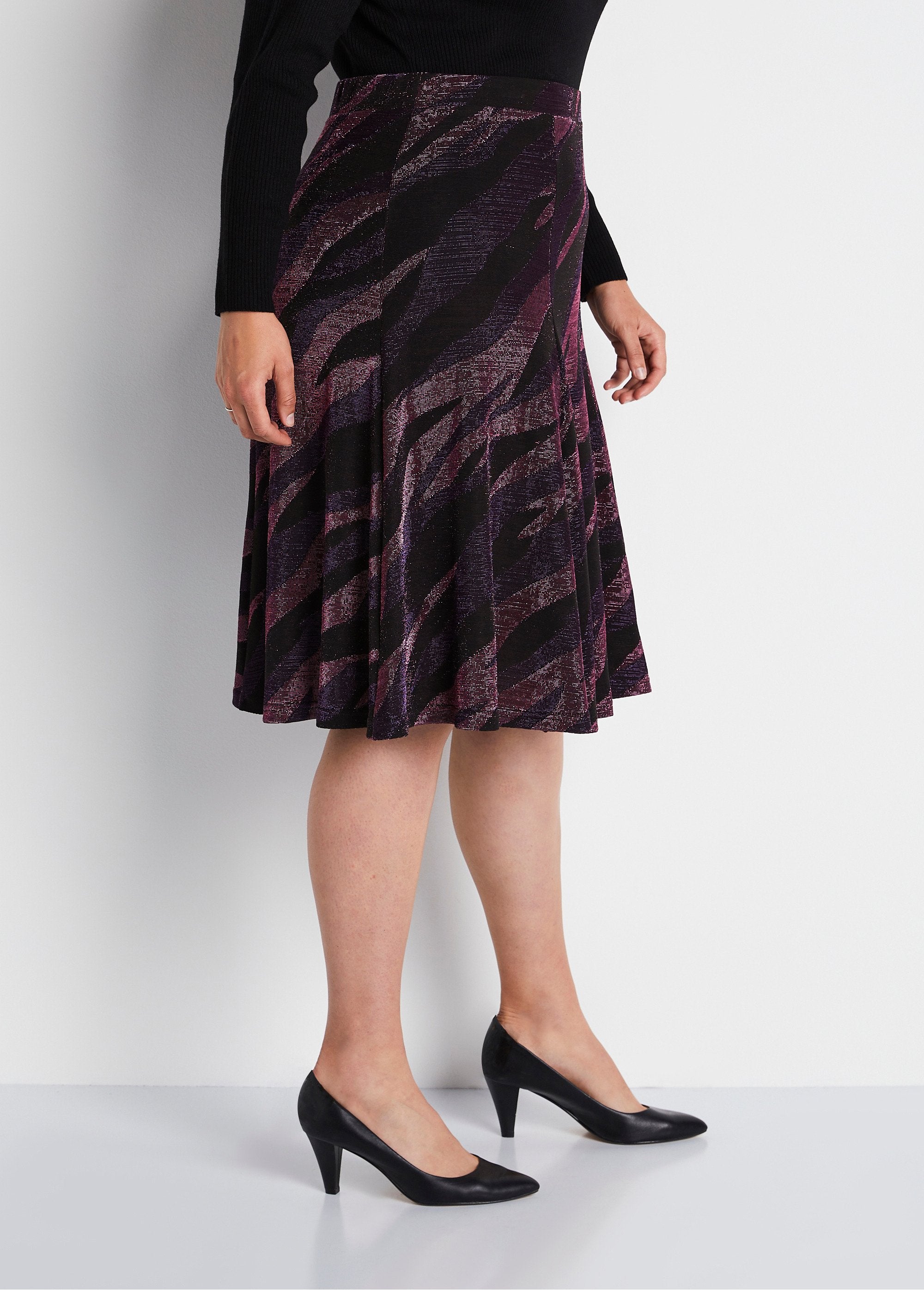 Shiny_knit_mid-length_flared_skirt_Pink_and_purple_DR1_curvy