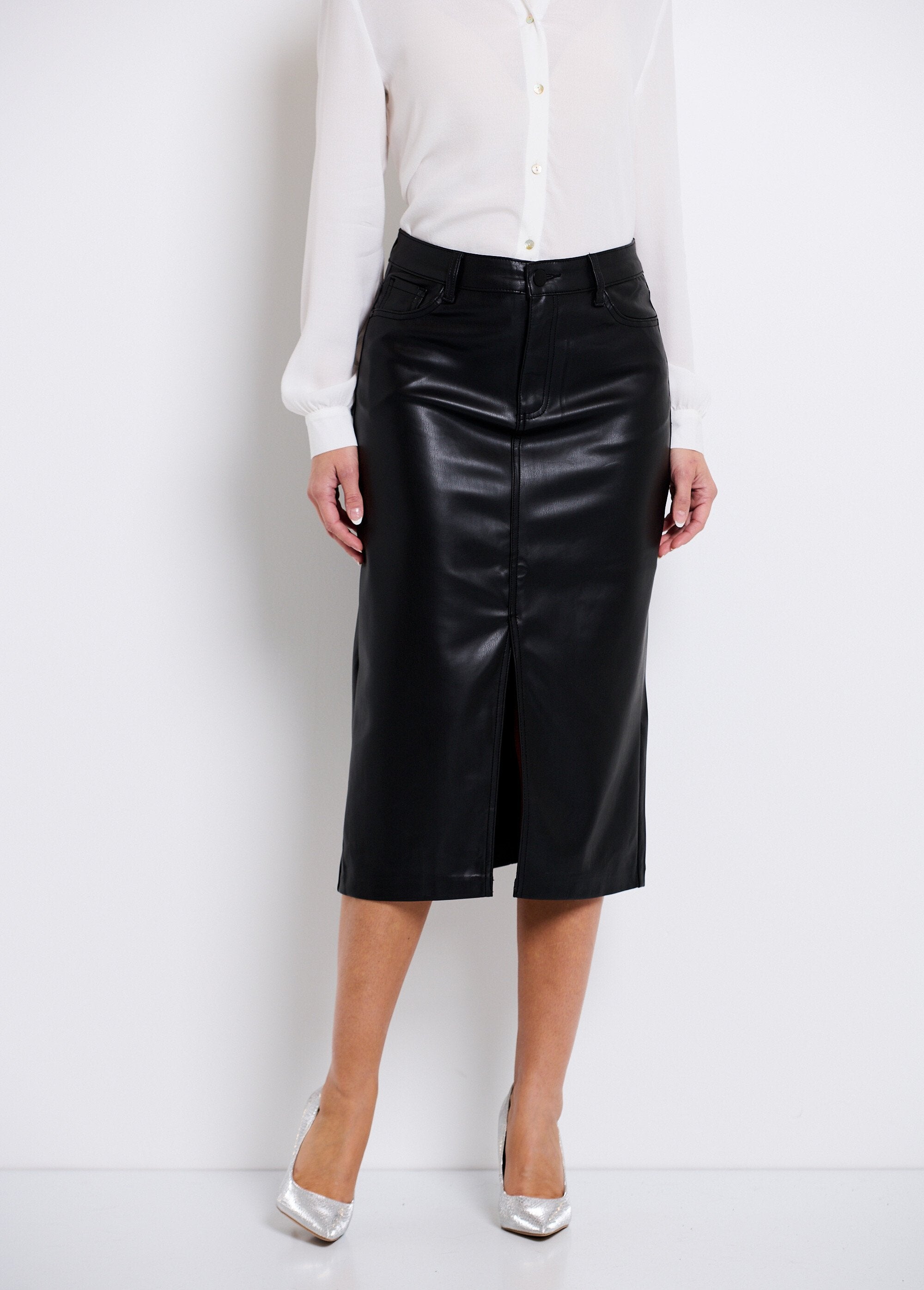 Faux_Leather_Slit_Long_Skirt_Black_FA1_slim