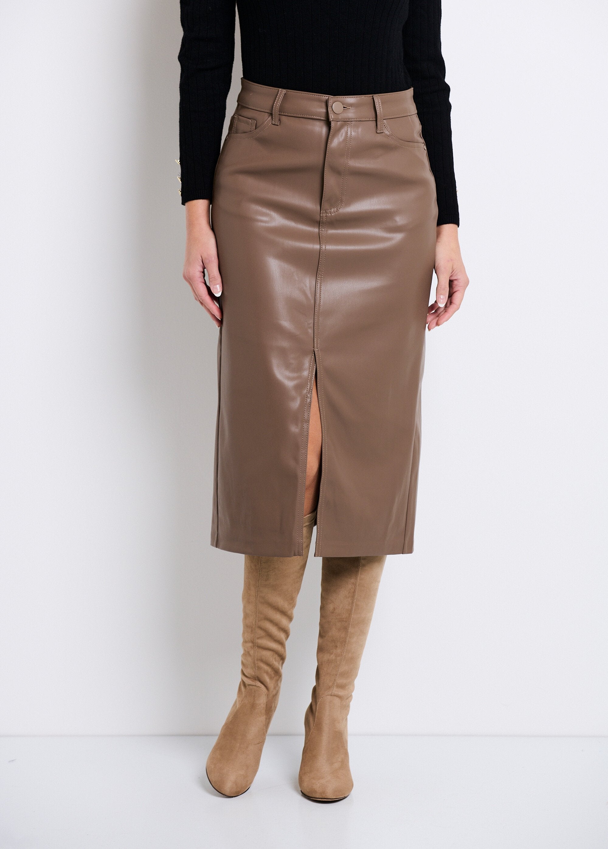 Faux_Leather_Slit_Long_Skirt_Mole_FA1_slim