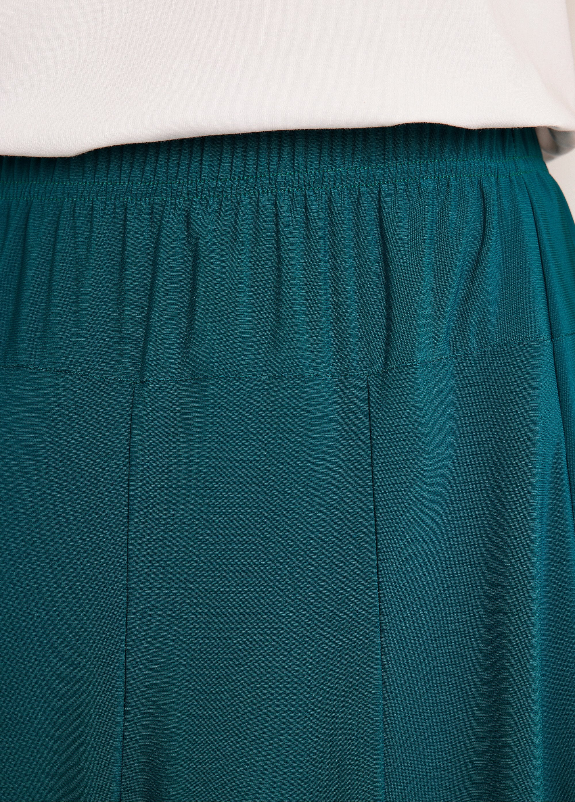 Mid-length_flared_knit_skirt_Green_DE1_slim