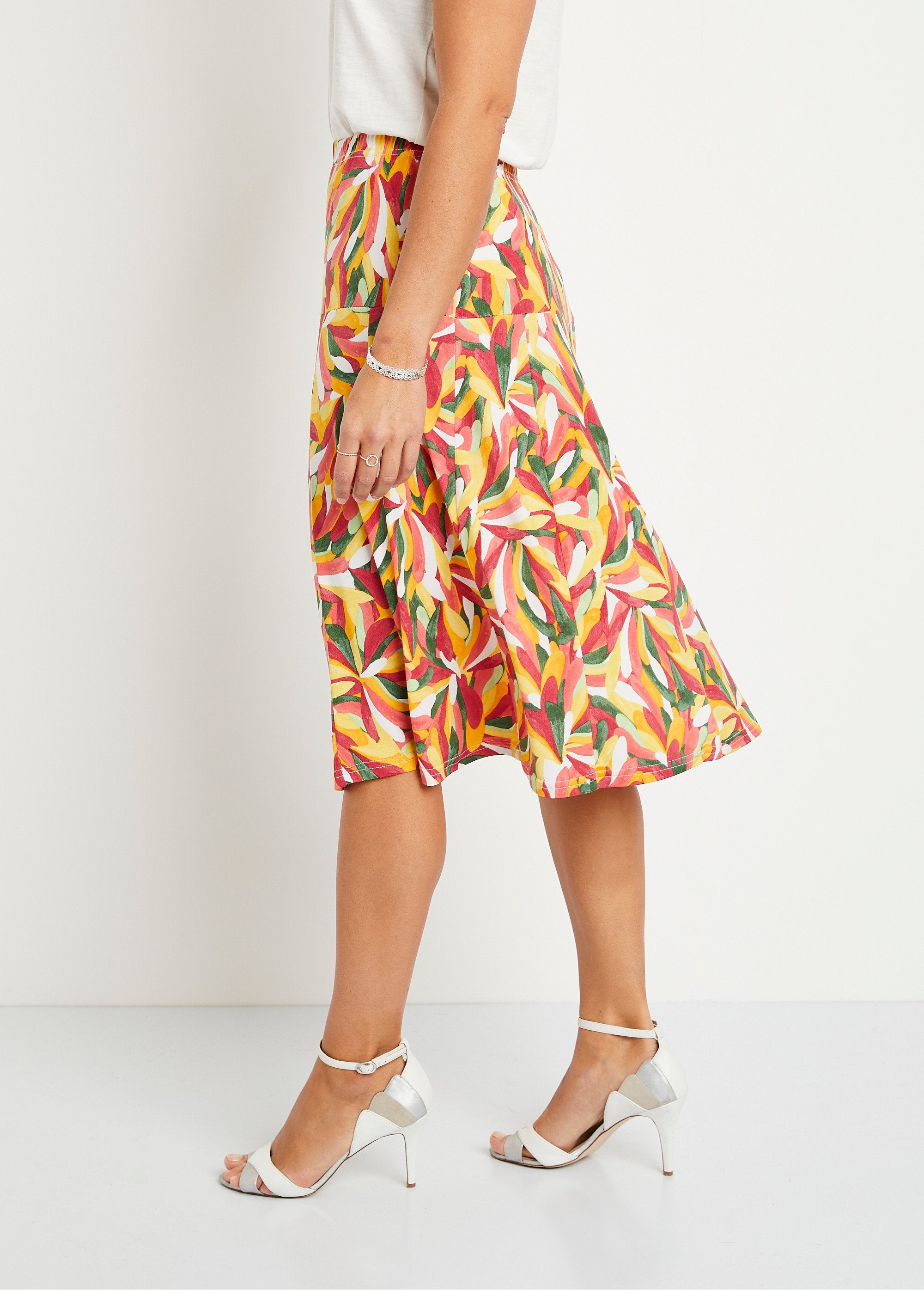 Printed_flared_mid-length_skirt_Paprika_and_honey_DR1_slim