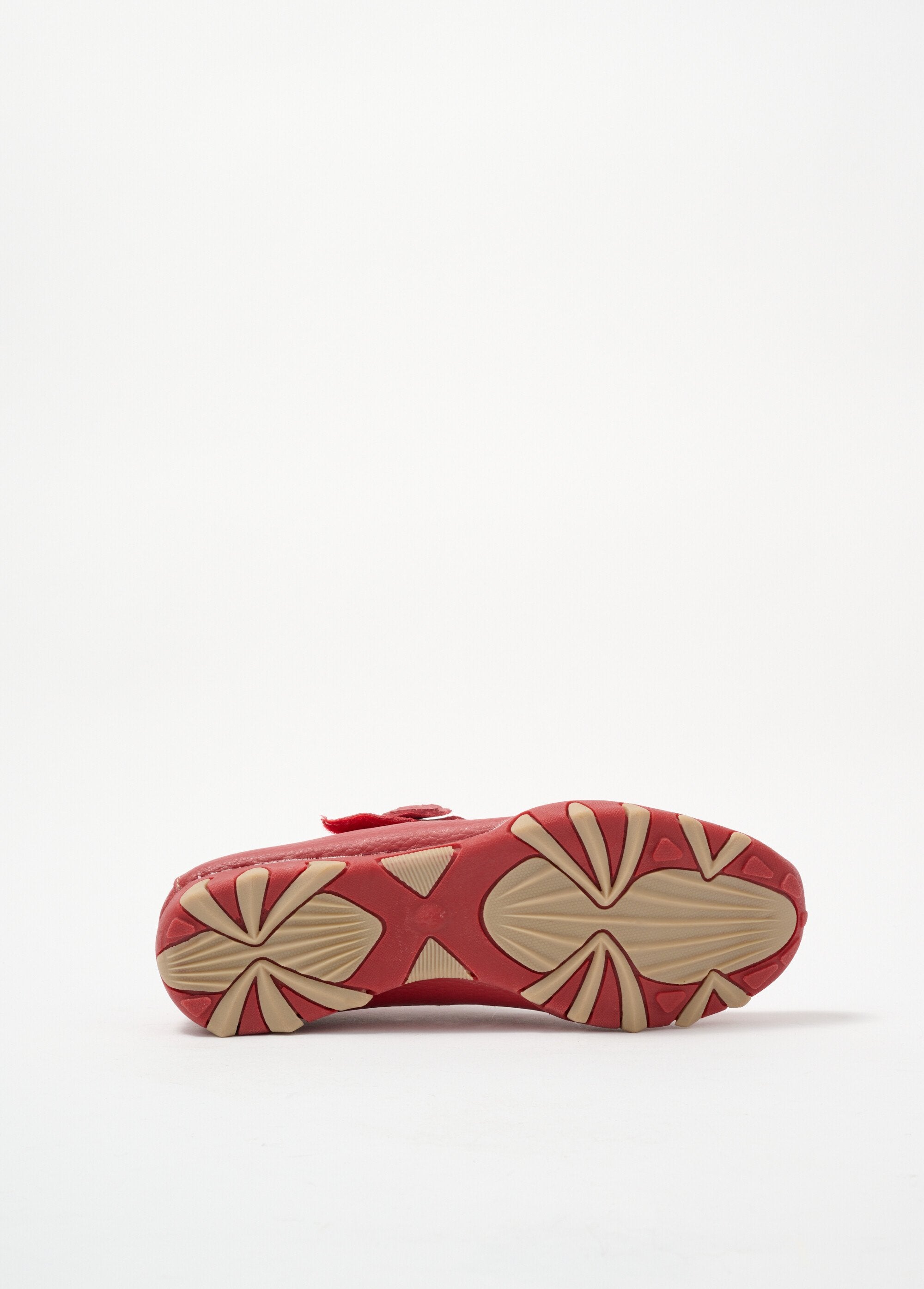 Perforated_ballerina_Red_UN1_slim