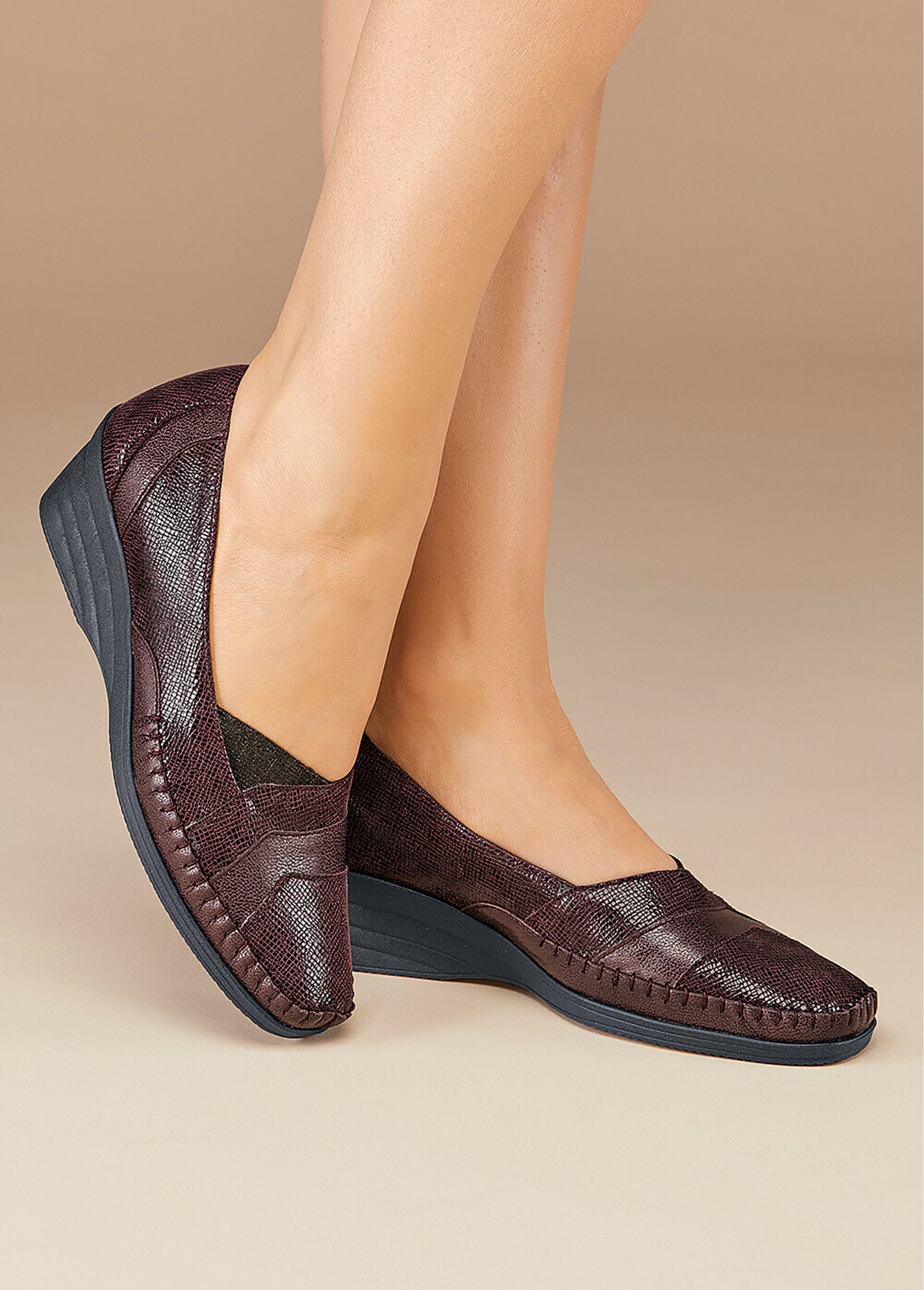 Bi-material_comfort_width_leather_moccasins_Bordeaux_SF1_slim