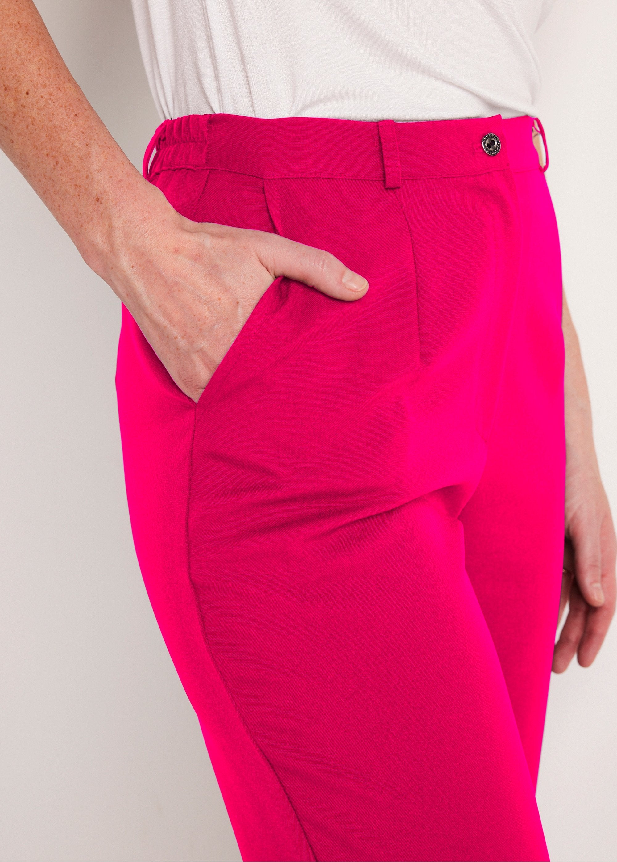 Plain_straight_pants_with_semi-elasticated_waist_Raspberry_DE1_slim