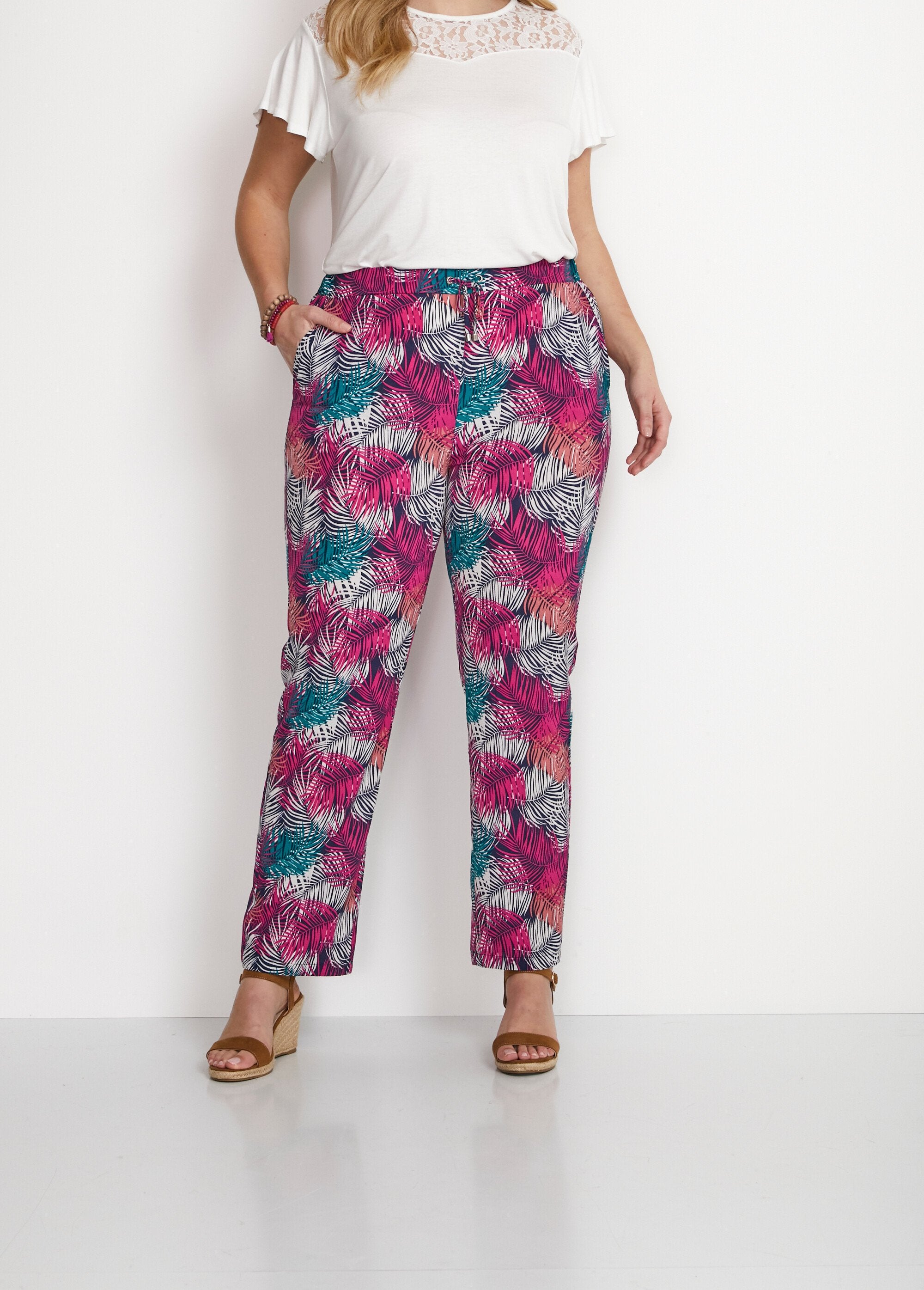 Loose_pants_with_elasticated_waist_Fuchsia_print_FA1_curvy