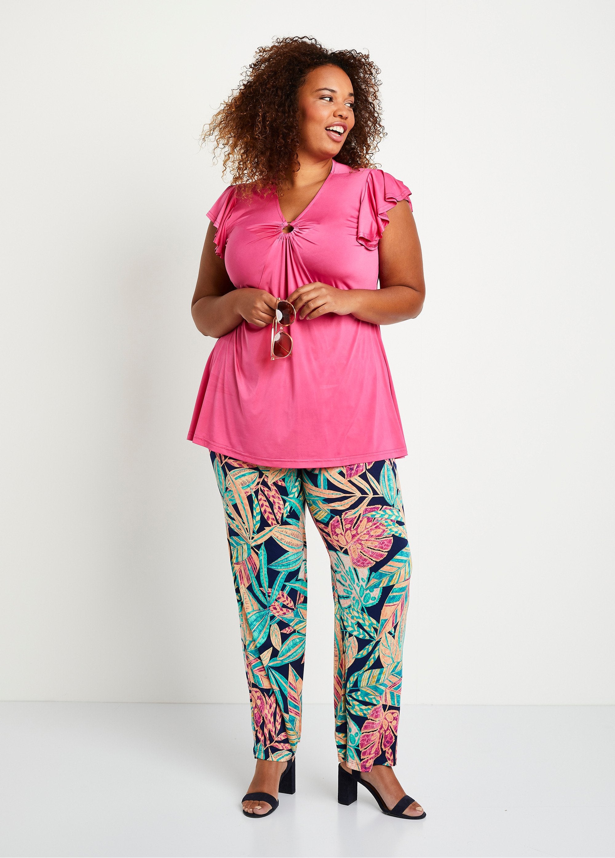 Wide_foliage_elasticated_belt_pants_Green_and_pink_SF1_curvy