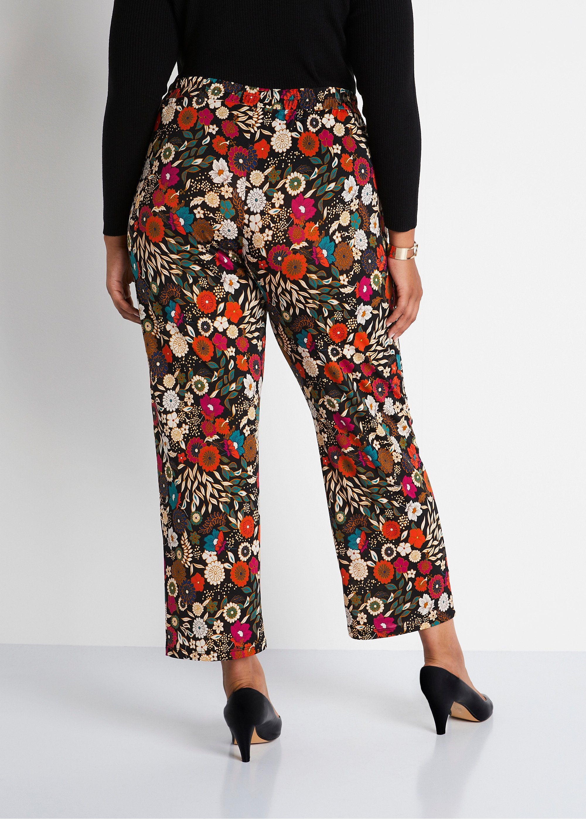 Semi-elasticated_wide-leg_pants_with_normal_waist_Black_print_DO1_curvy