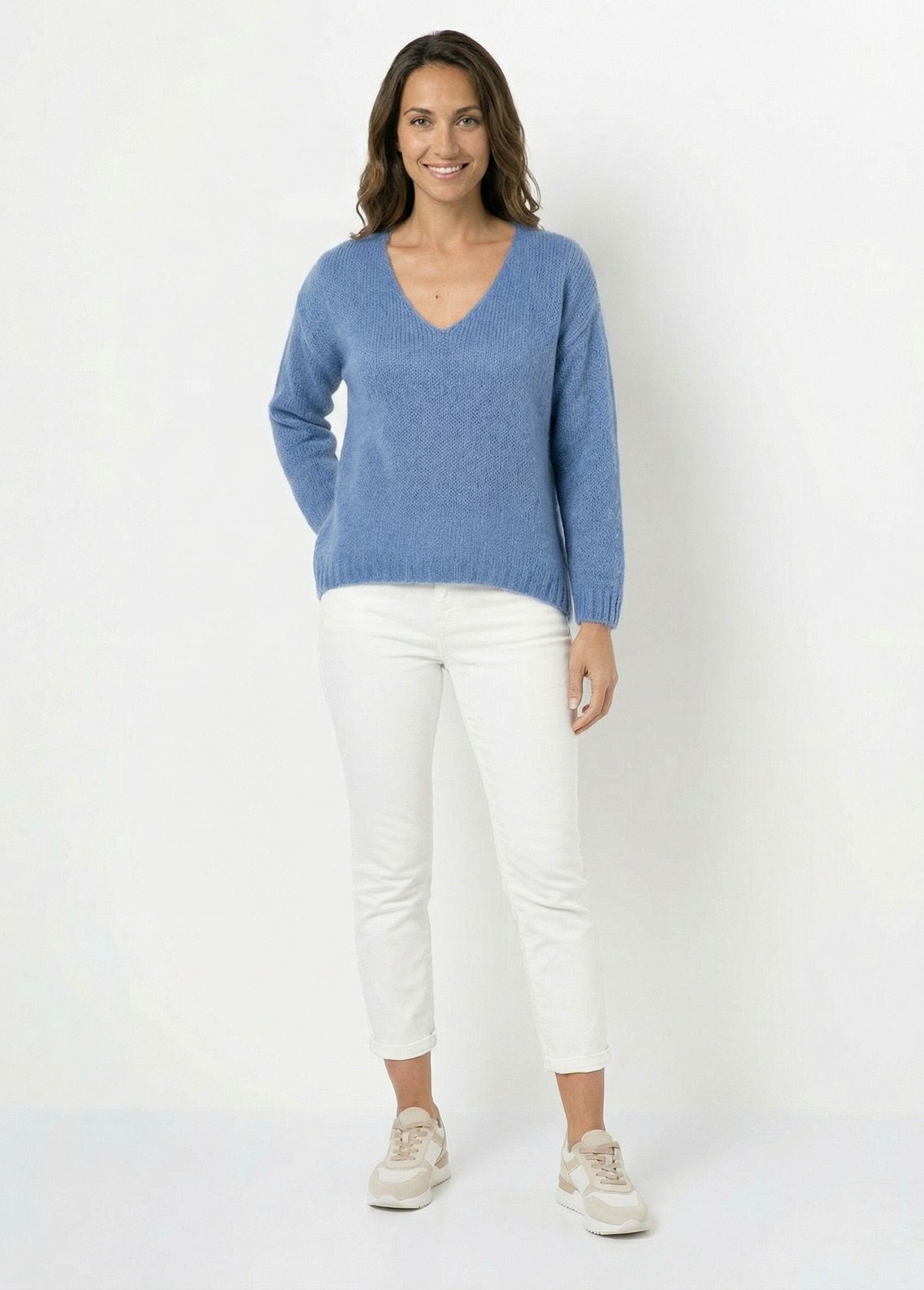 Warm_V-neck_knit_sweater_with_mohair_Denim_blue_SF1_slim