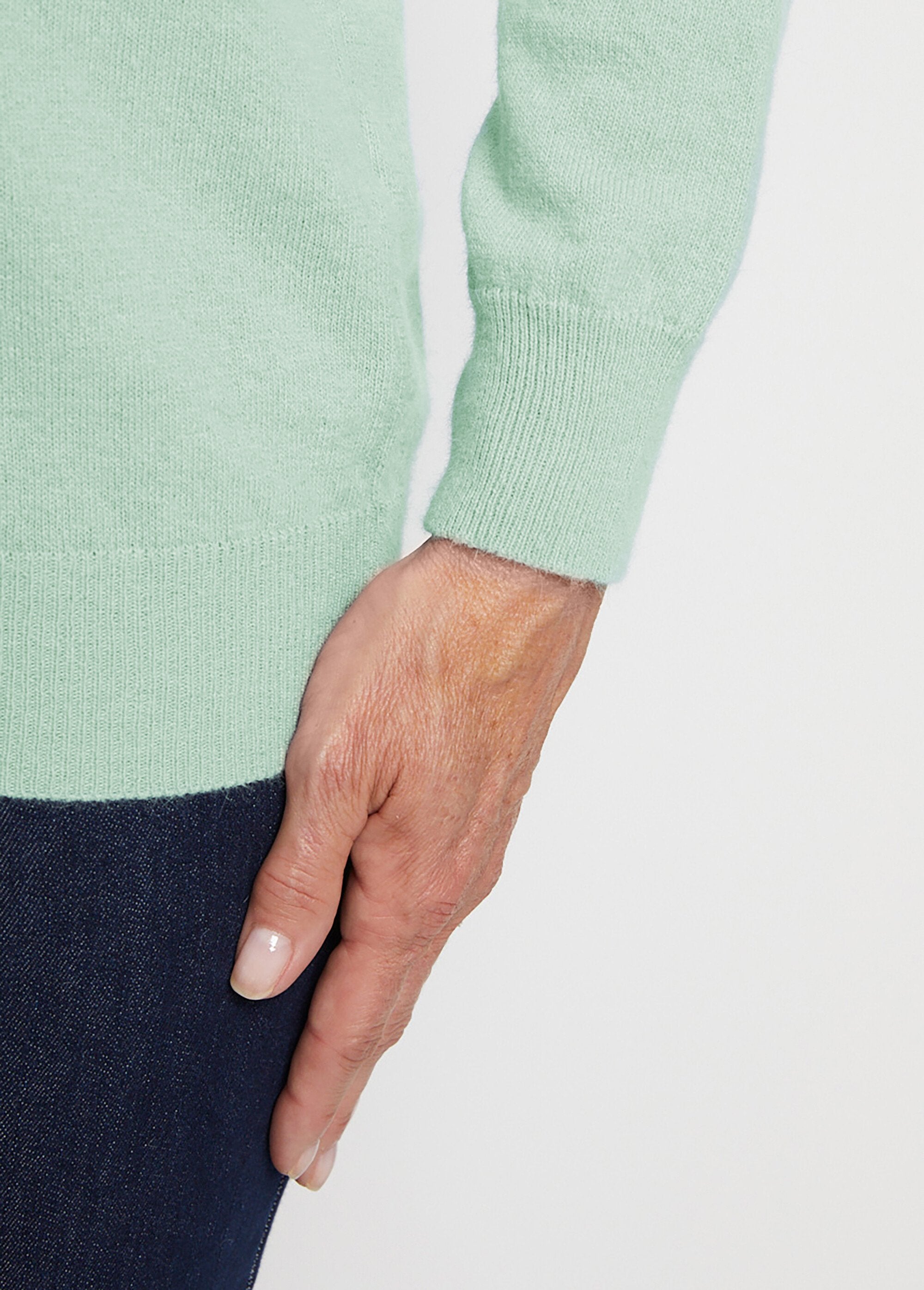 Warm_high-neck_sweater_with_wool_and_angora_Mint_DE2_slim