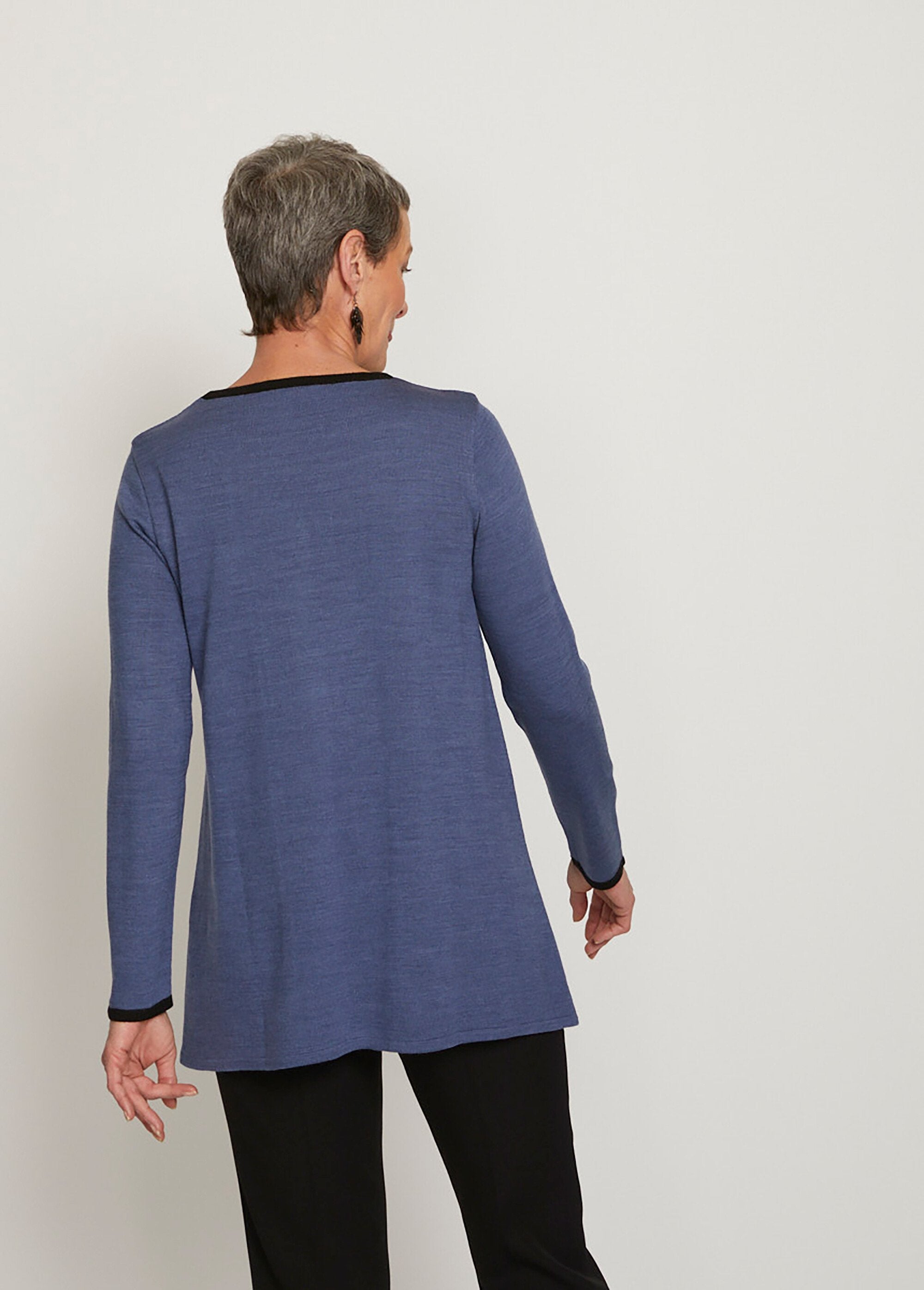 Plain_tunic_sweater_Blue_DO1_slim