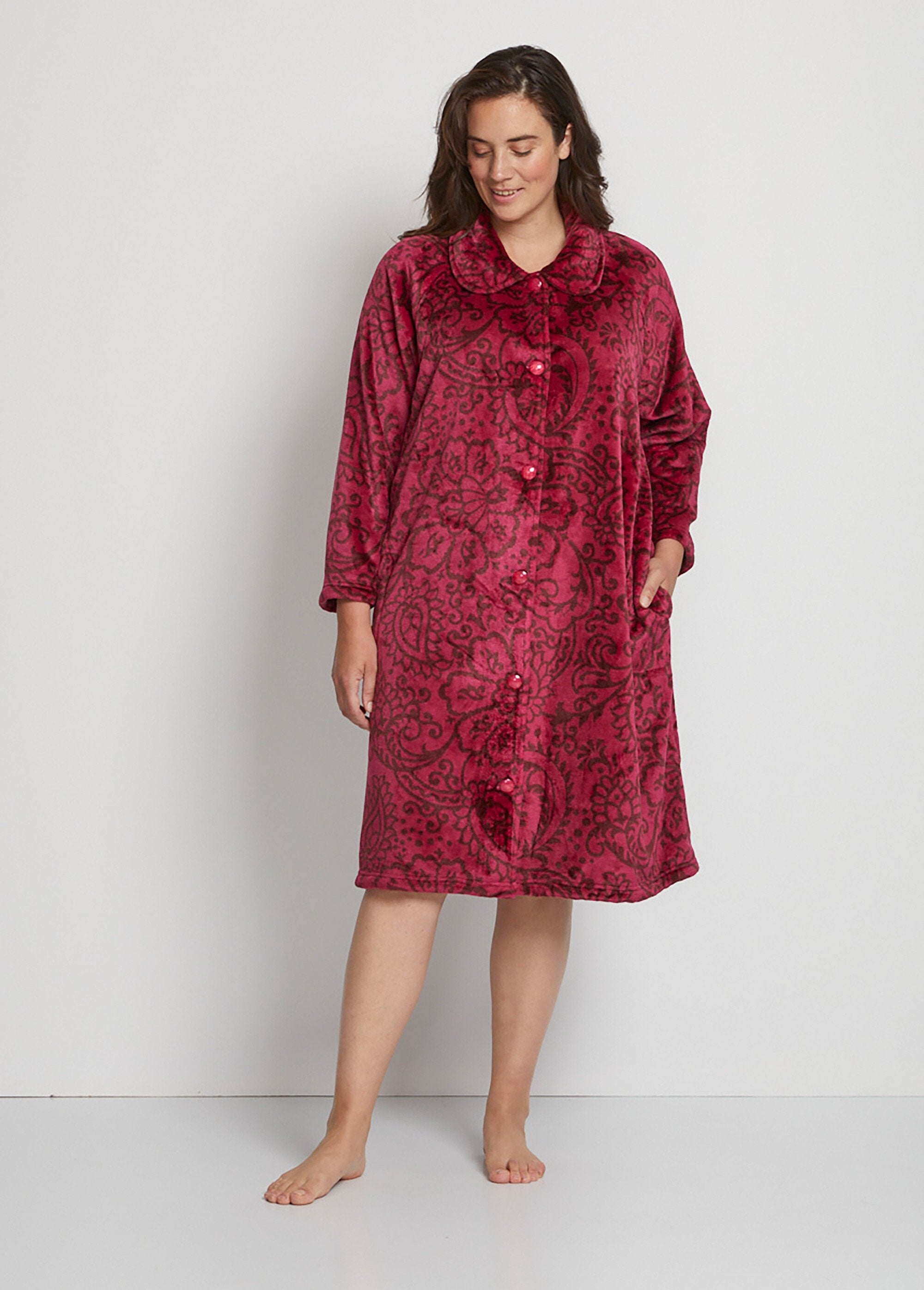 Fleece_knit_buttoned_dressing_gown_Ruby_FA1_curvy