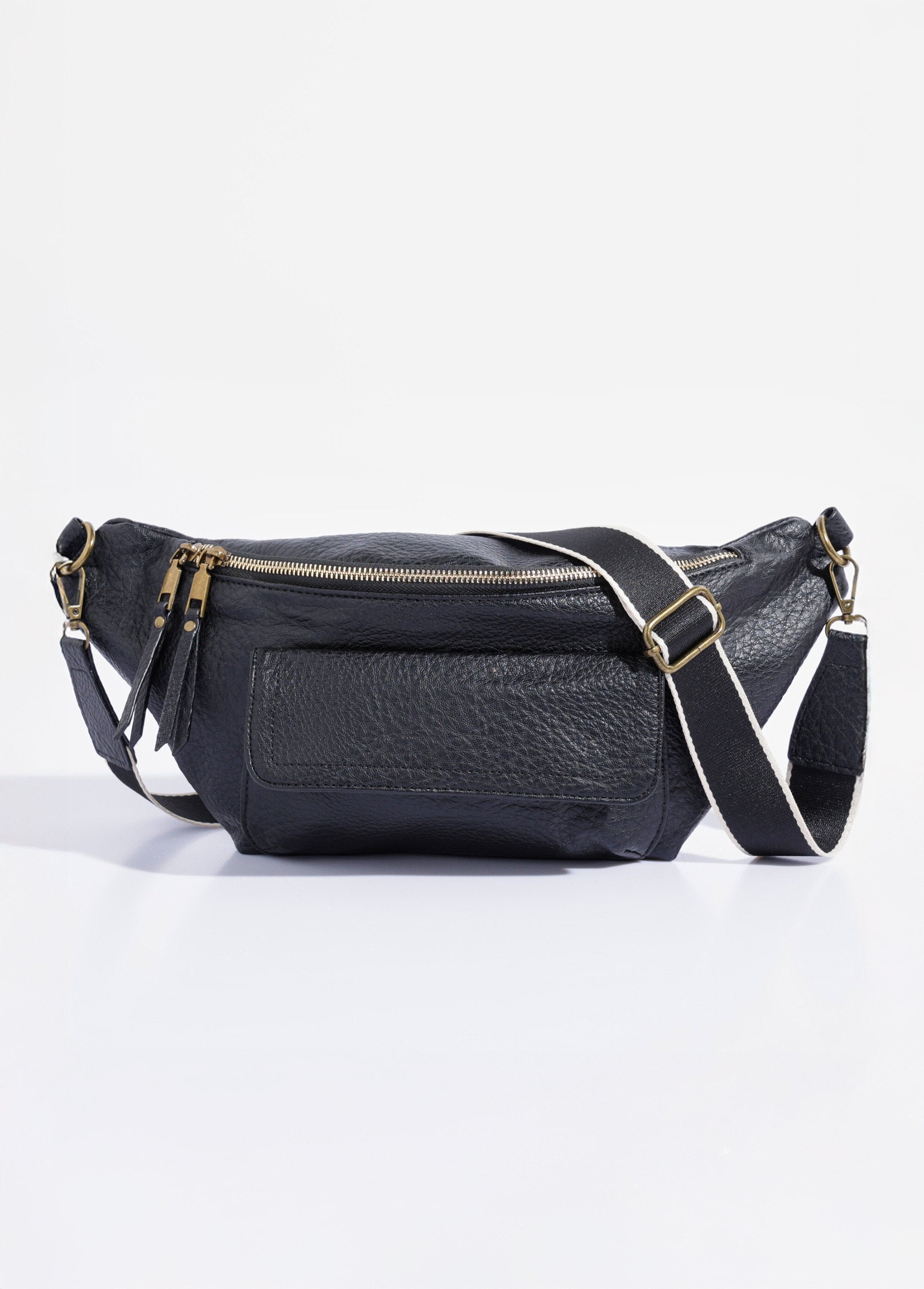 Vintage_effect_multi-pocket_fanny_pack_Black_FA1_slim
