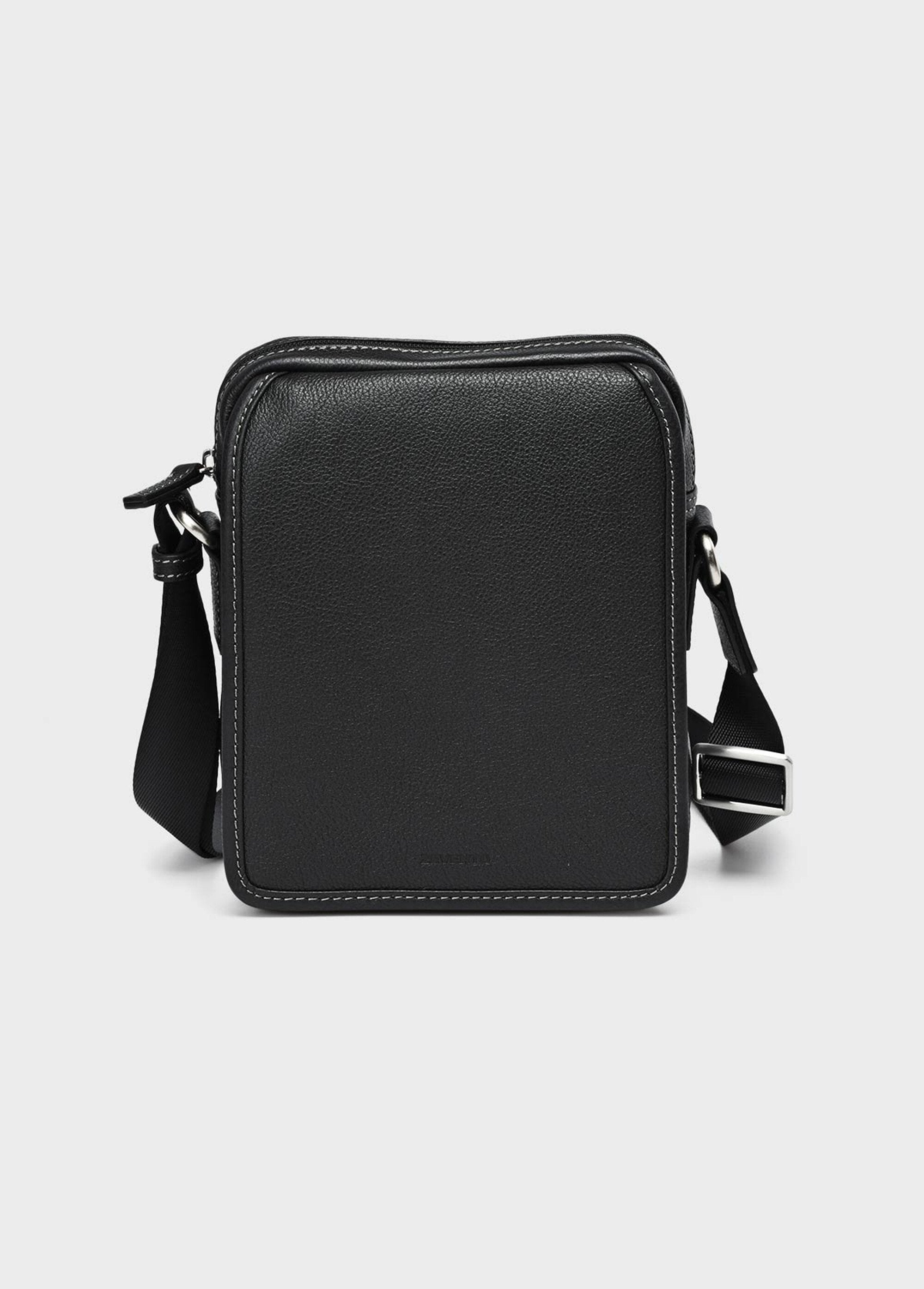 Men's_leather_bag_with_flap_Black_FA1_slim