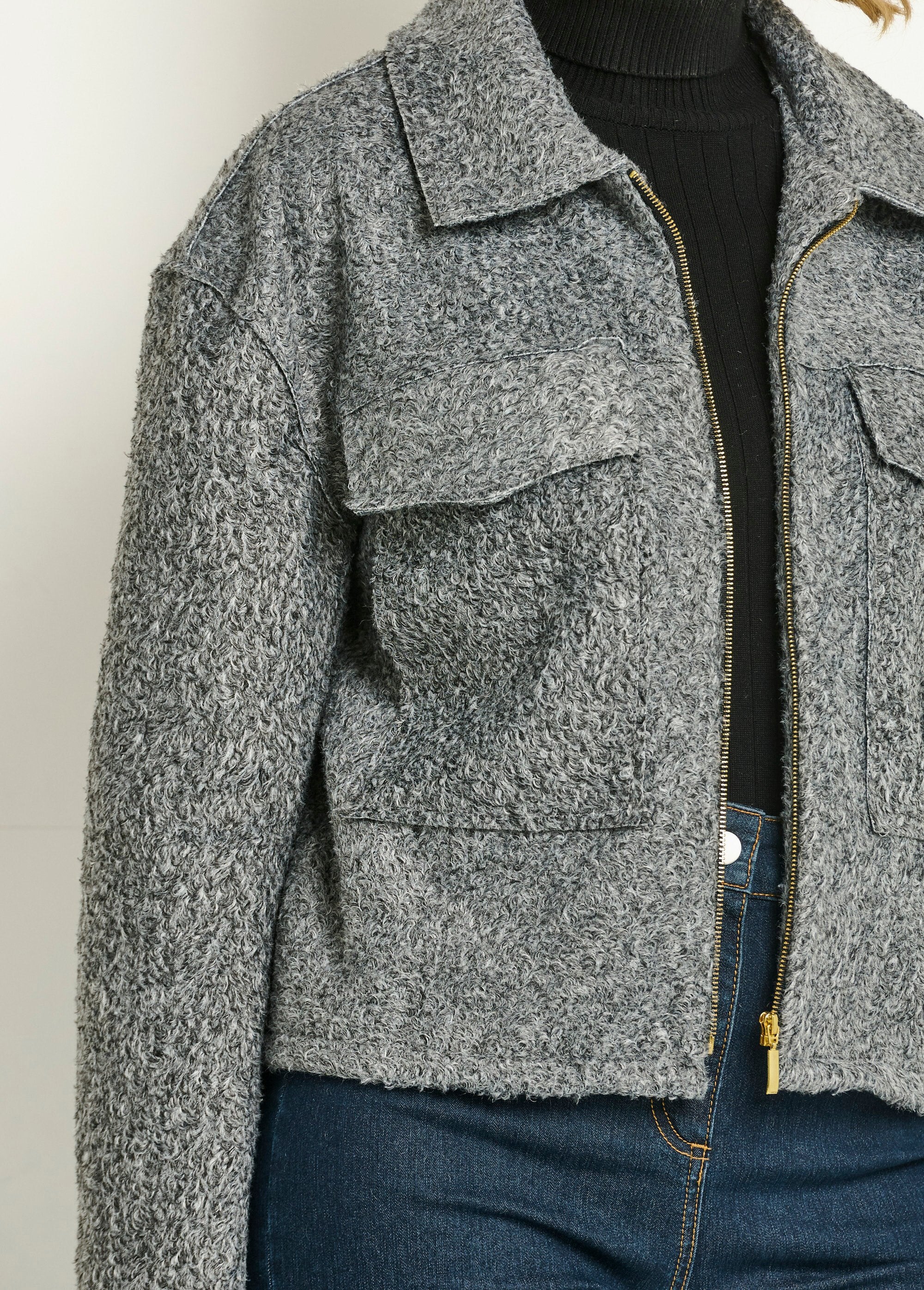 Short_zipped_jacket_in_bouclette_Gris_DE1_slim