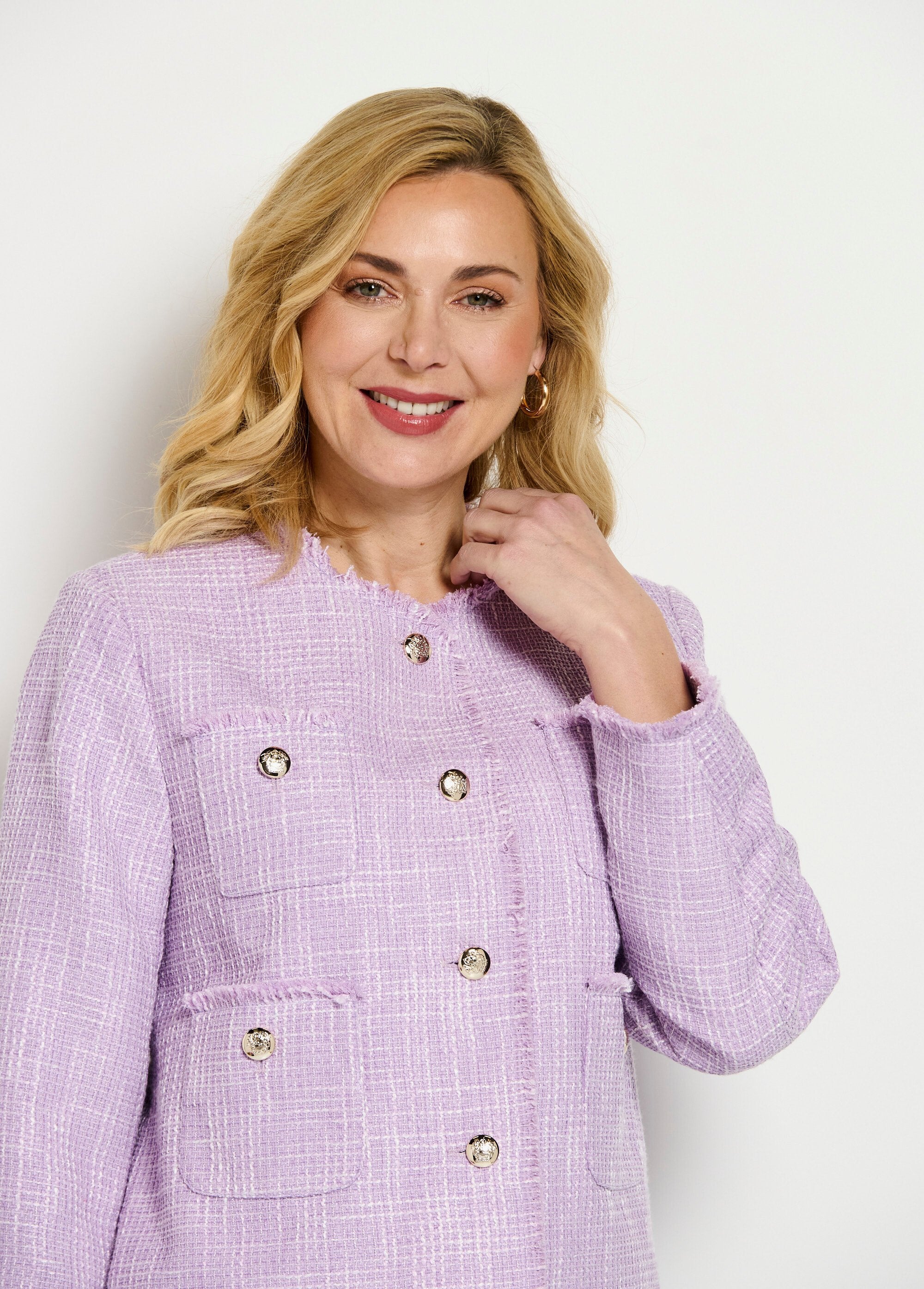 Short_buttoned_collarless_jacket_in_plain_woven_fabric_Parma_DE1_slim