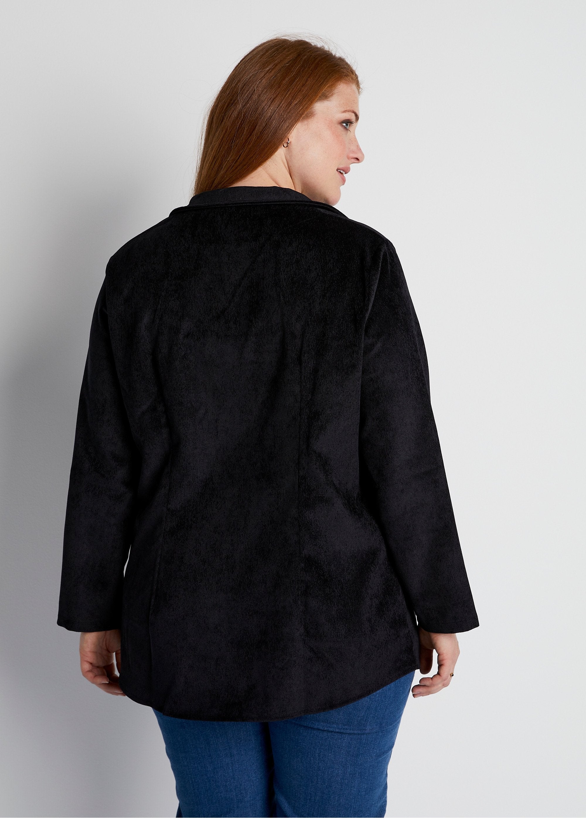 Milleraies_velvet_overshirt_jacket_with_tailored_collar_Black_DO1_curvy